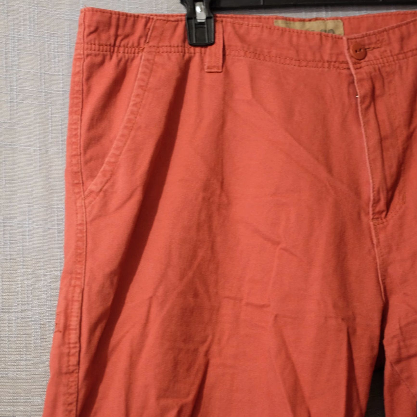 CO Iron Co Chino Shorts Mens 40 Red 100% Cotton Slash Pockets Belt Loops Size US 40 / EU 56 - 2 Thumbnail