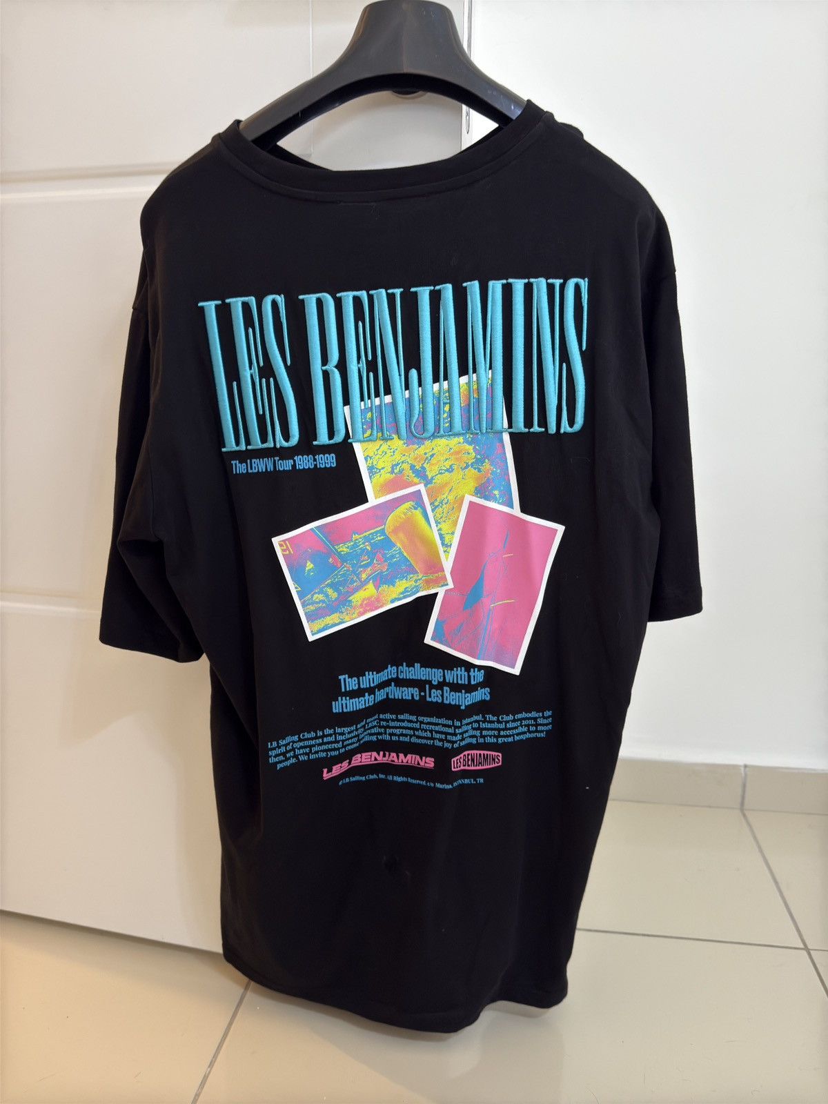 Les Benjamins Graphic t-shirt Size US S / EU 44-46 / 1 - 1 Thumbnail