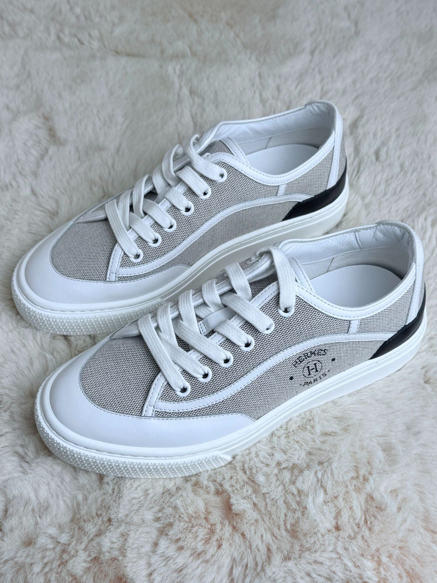Hermes Hermes Canvas Gray Lowtop Sneakers us_6 Women Size US 6 / IT 36 - 1 Thumbnail