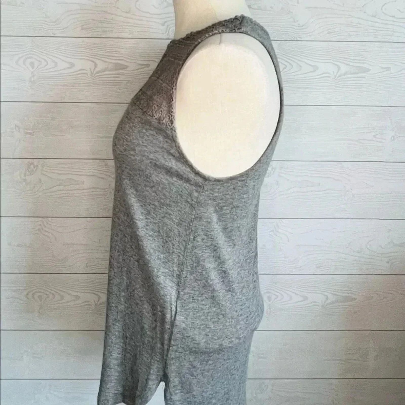 H&M H&M gray tank top with crochet panel Size Small Size S / US 4 / IT 40 - 2 Thumbnail
