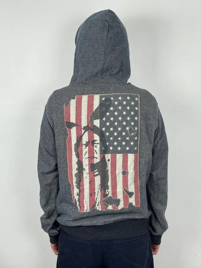 Polo Ralph Lauren 2010s Ralph Lauren Blue Distressed USA Flag Zip-up Hoodie Size US L / EU 52-54 / 3 - 1 Thumbnail