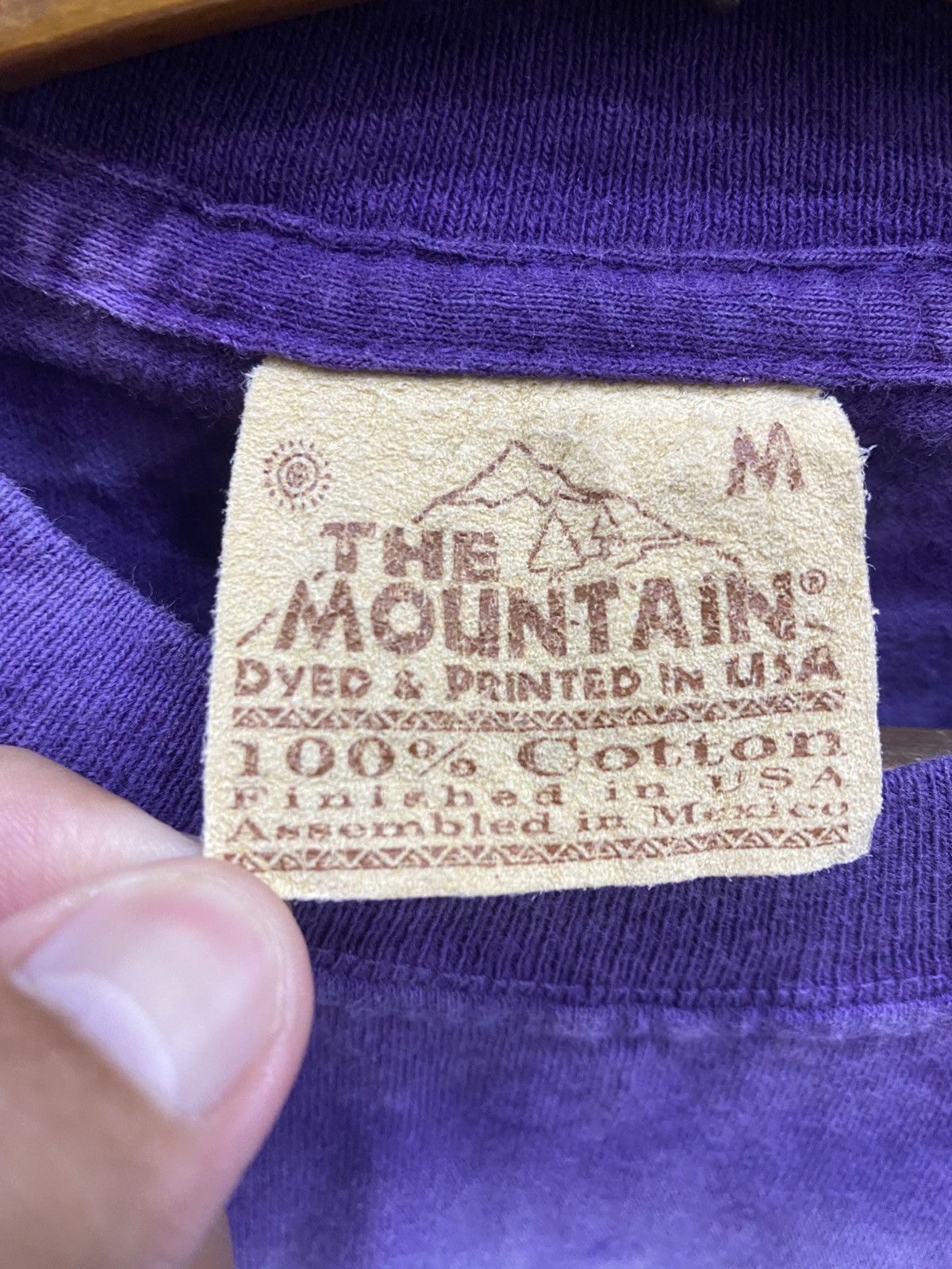 The Mountain VINTAGE THE MOUNTAIN TSHIRT Size US L / EU 52-54 / 3 - 12 Thumbnail