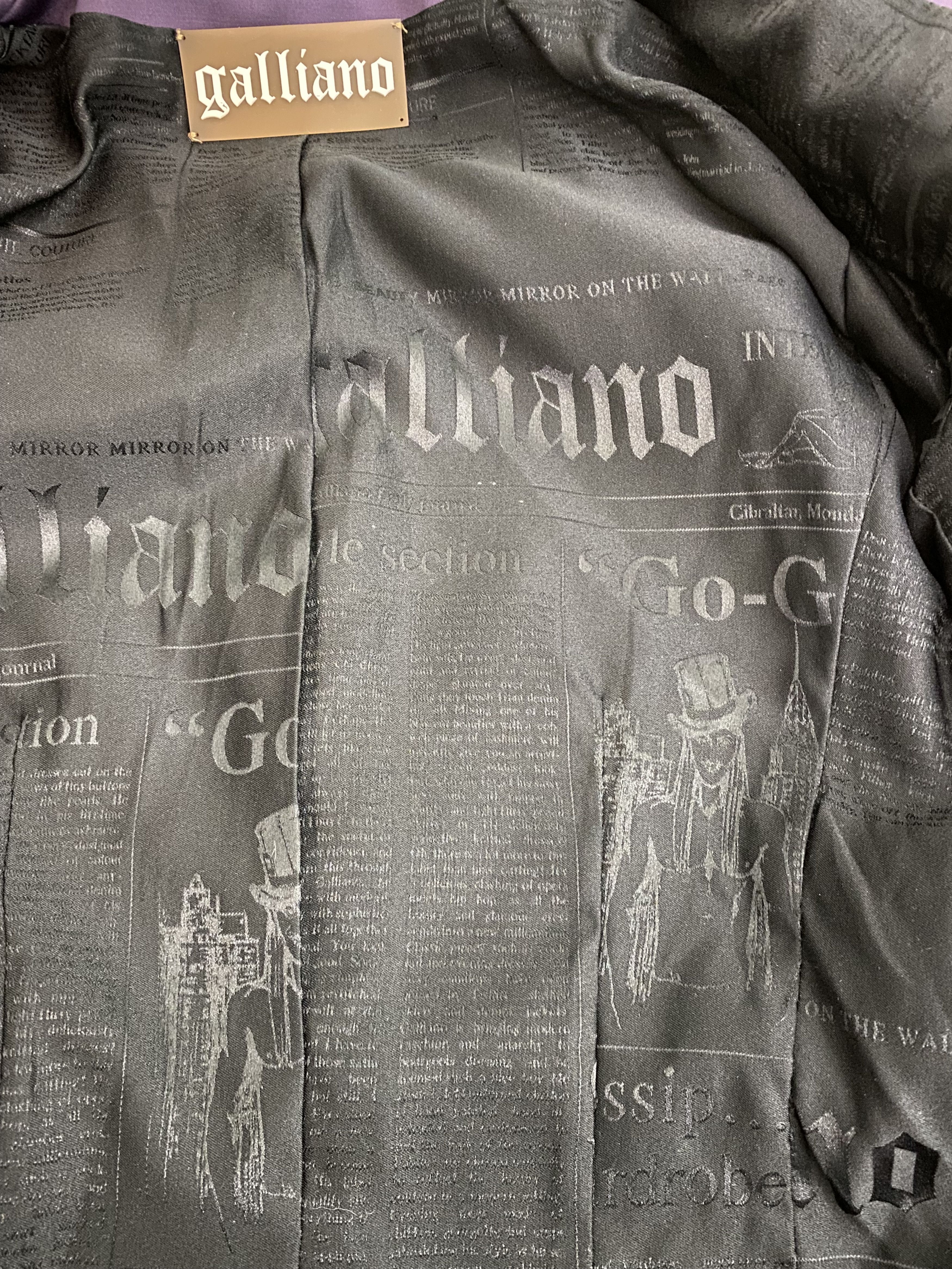 John Galliano John Galliano Fall/Winter 2015 Blazer Gazette XS Jacket Size XS / US 0-2 / IT 36-38 - 11 Thumbnail