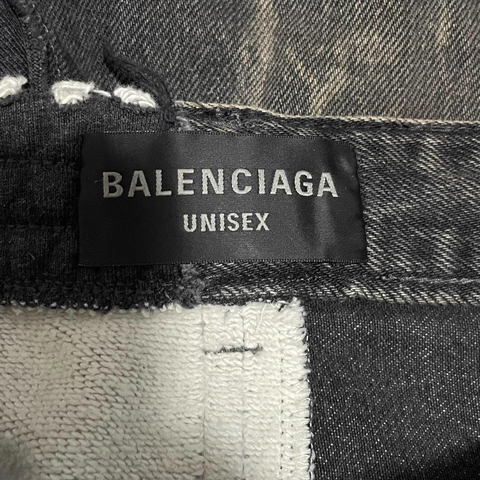 Balenciaga Balenciaga 24 Patchwork Denim Sweatpants (Baggy Pants) Size 24" / US 00 / IT 34 - 3 Thumbnail