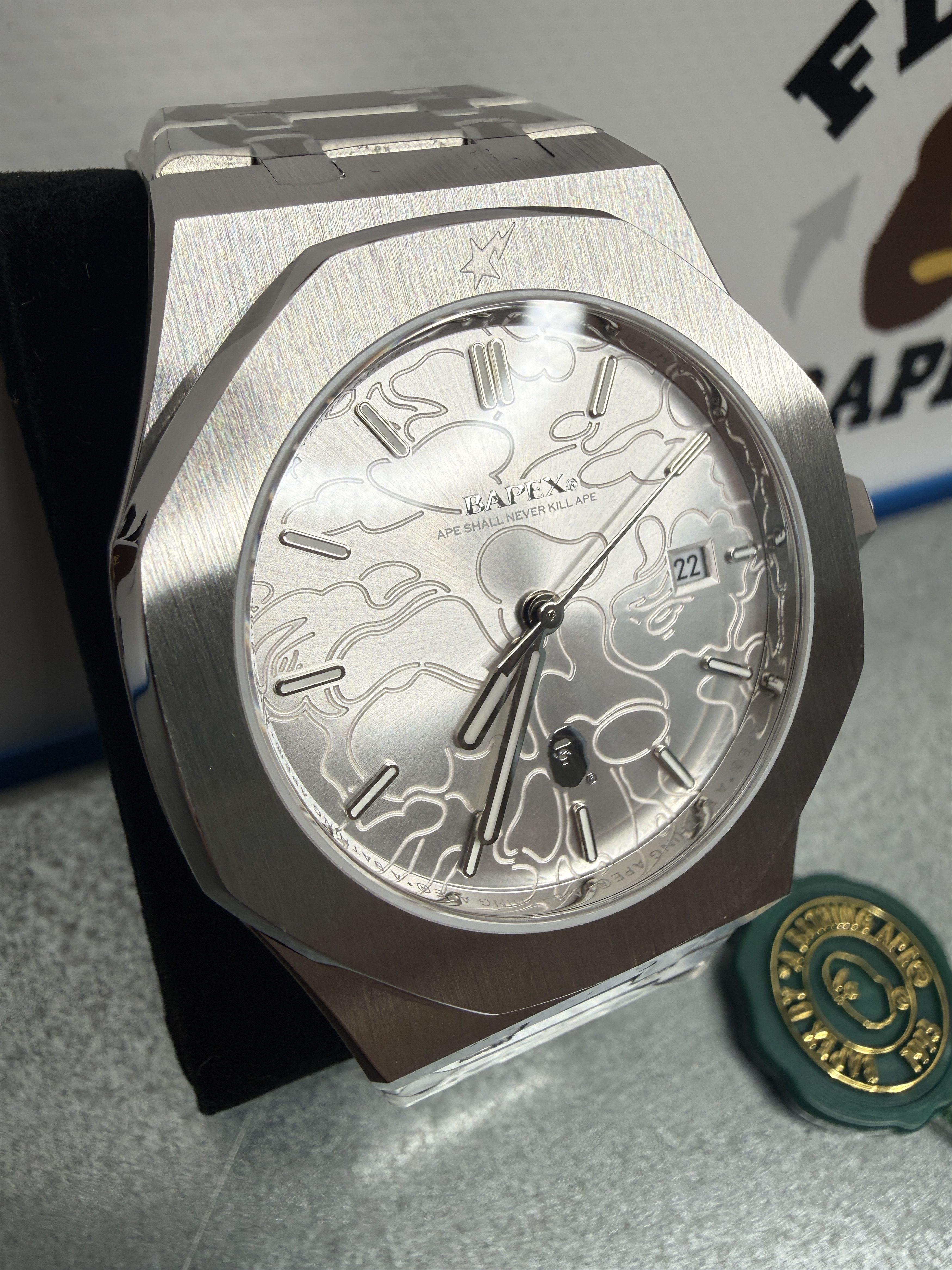 Bape BAPE TYPE 9 BAPEX #1 (2026) Size ONE SIZE - 3 Thumbnail