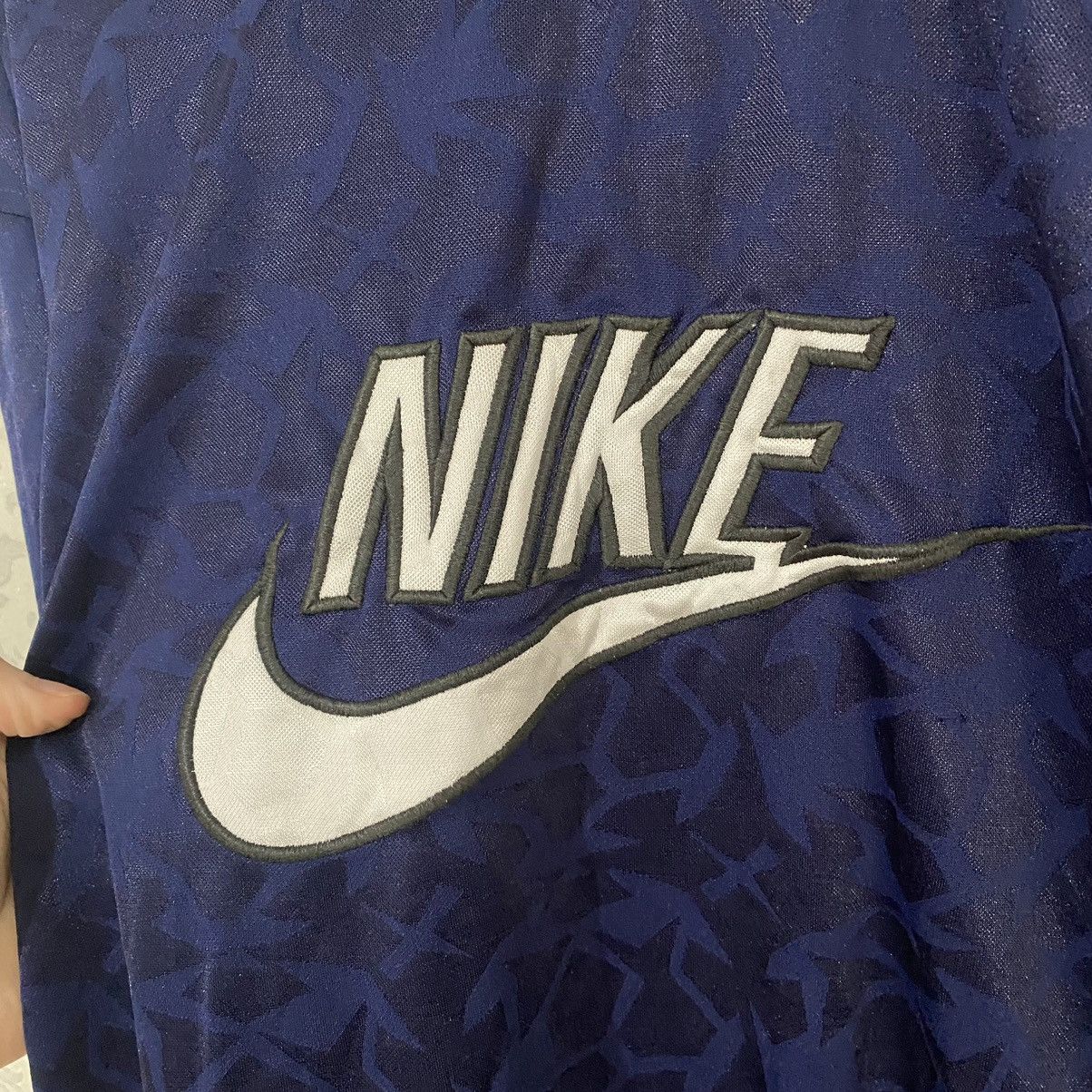 Other Vintage Nike Baggy Swoosh T-Shirt Drill Jersey Big Logo Y2K Size US XL / EU 56 / 4 - 3 Thumbnail