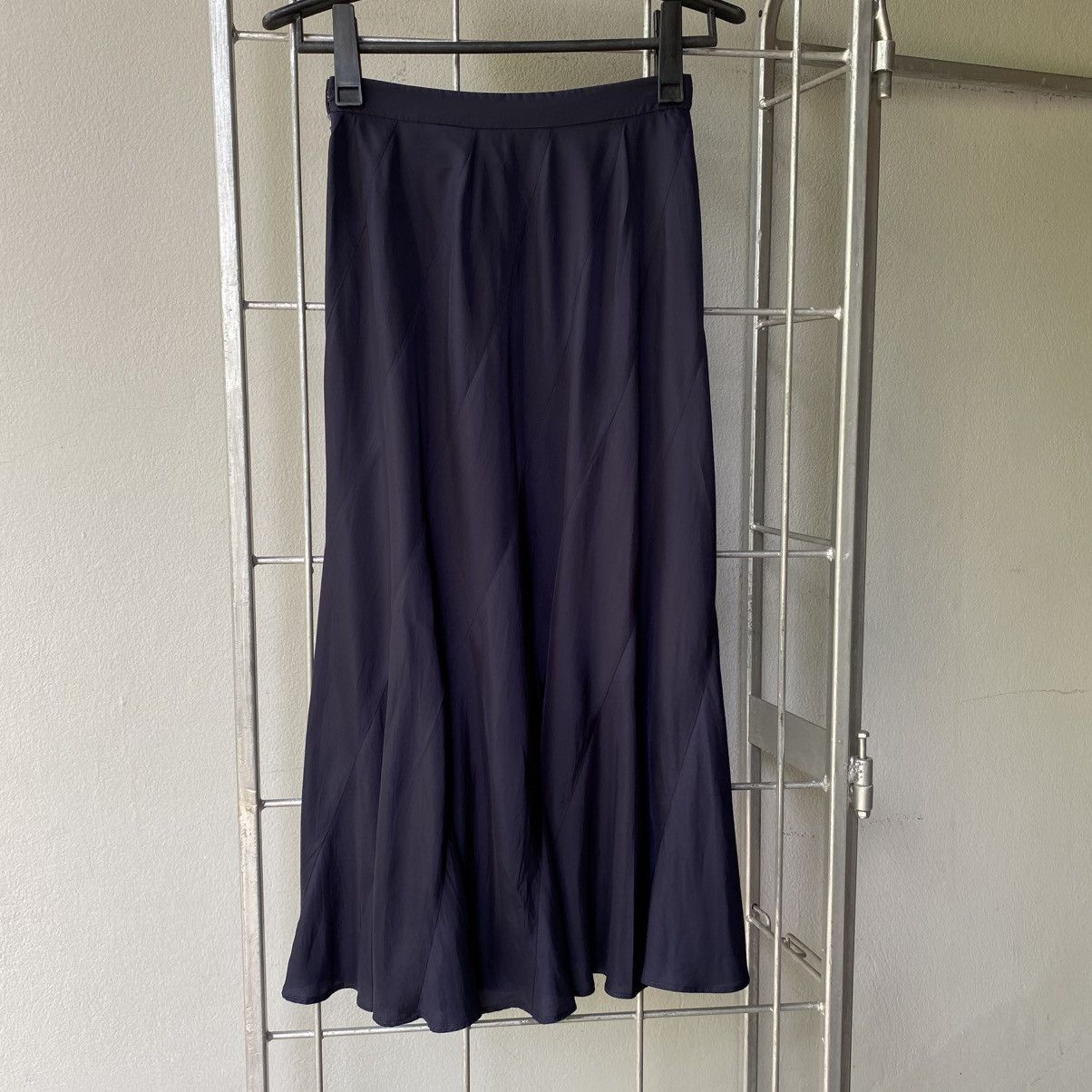 Comme des Garcons Comme des Garcons Navy-Black Silk Flare Skirt Size 25" / US 0 / IT 36 - 12 Thumbnail