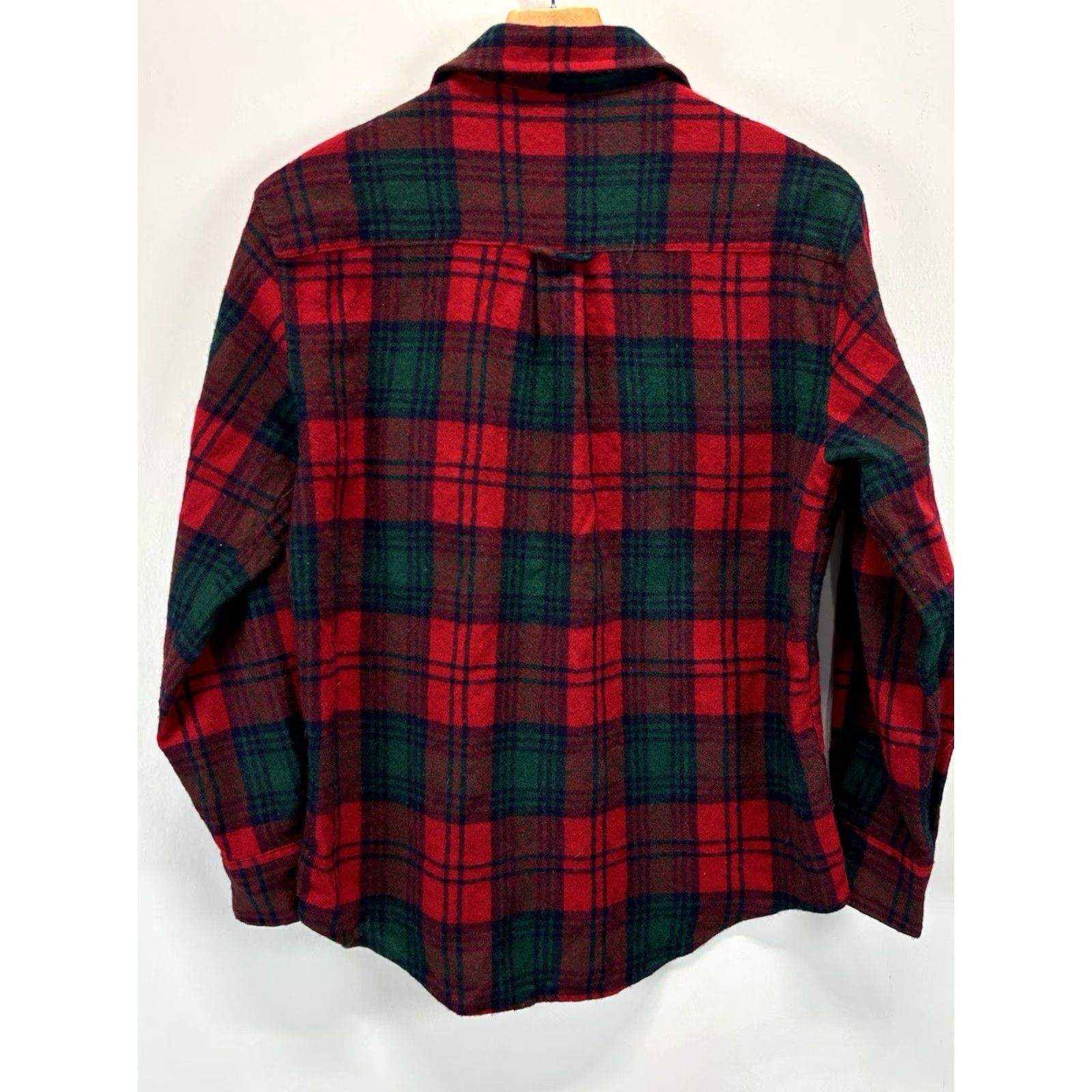 Vintage VINTAGE Mountain Tek Shirt Plaid Wool Blend Red Green Long Sleeve Men’s Button-Up Collared Outdoor Fall Winter Size L Size US L / EU 52-54 / 3 - 3 Thumbnail