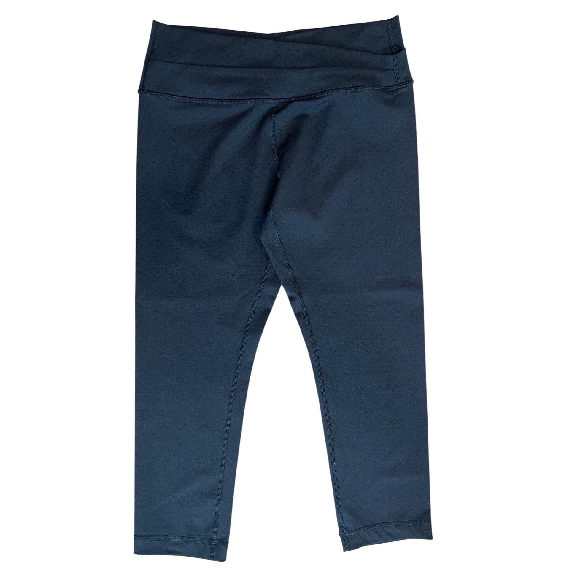 Lululemon Lululemon Black Perforated Cropped Leggings Women’s Size 6 Size 28" / US 6 / IT 42 - 4 Thumbnail