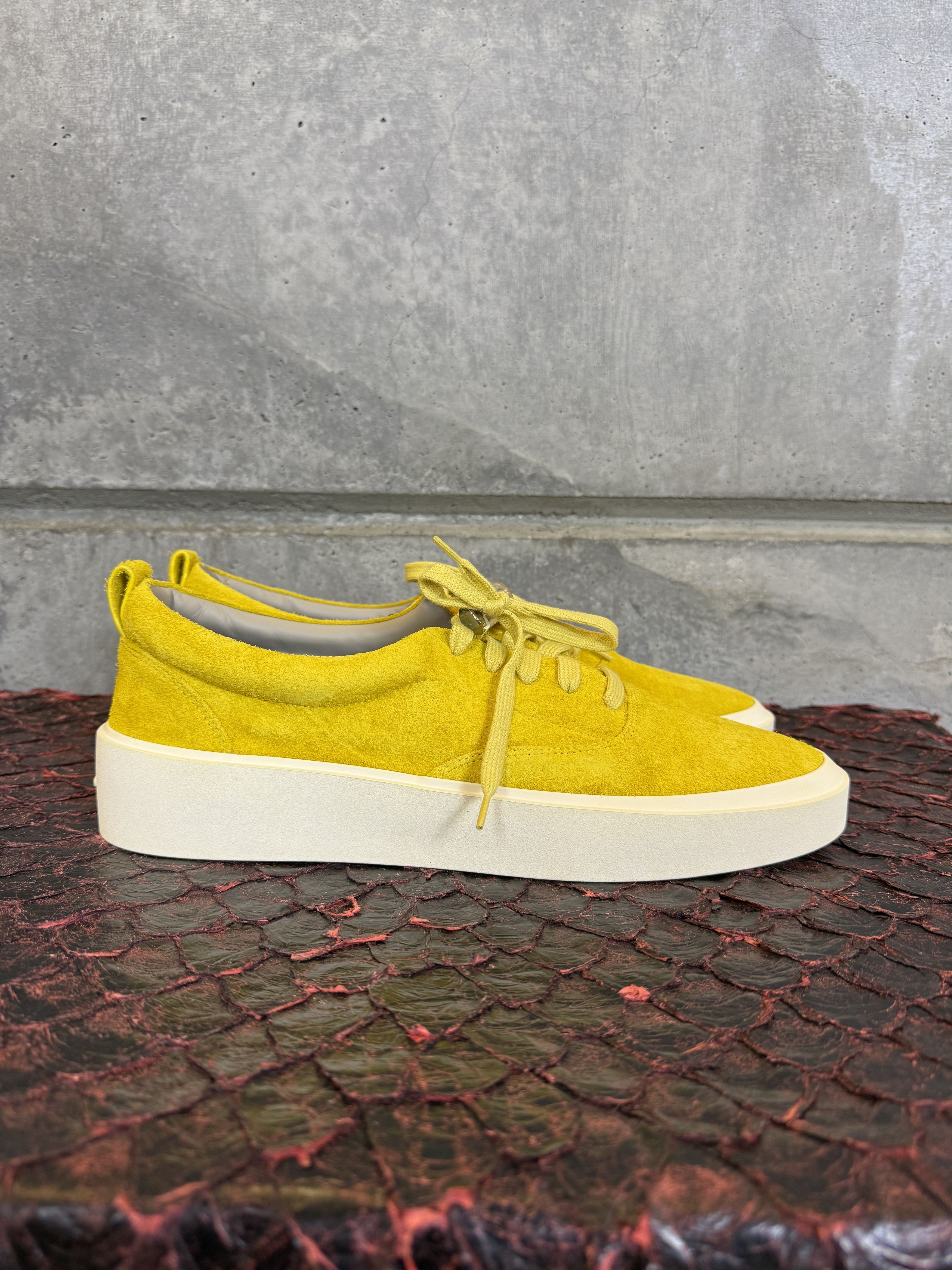 Fear of God Fear of God 101 Lace Up Sneaker 'Yelllow' Size US 12.5 / EU 45-46 - 3 Thumbnail