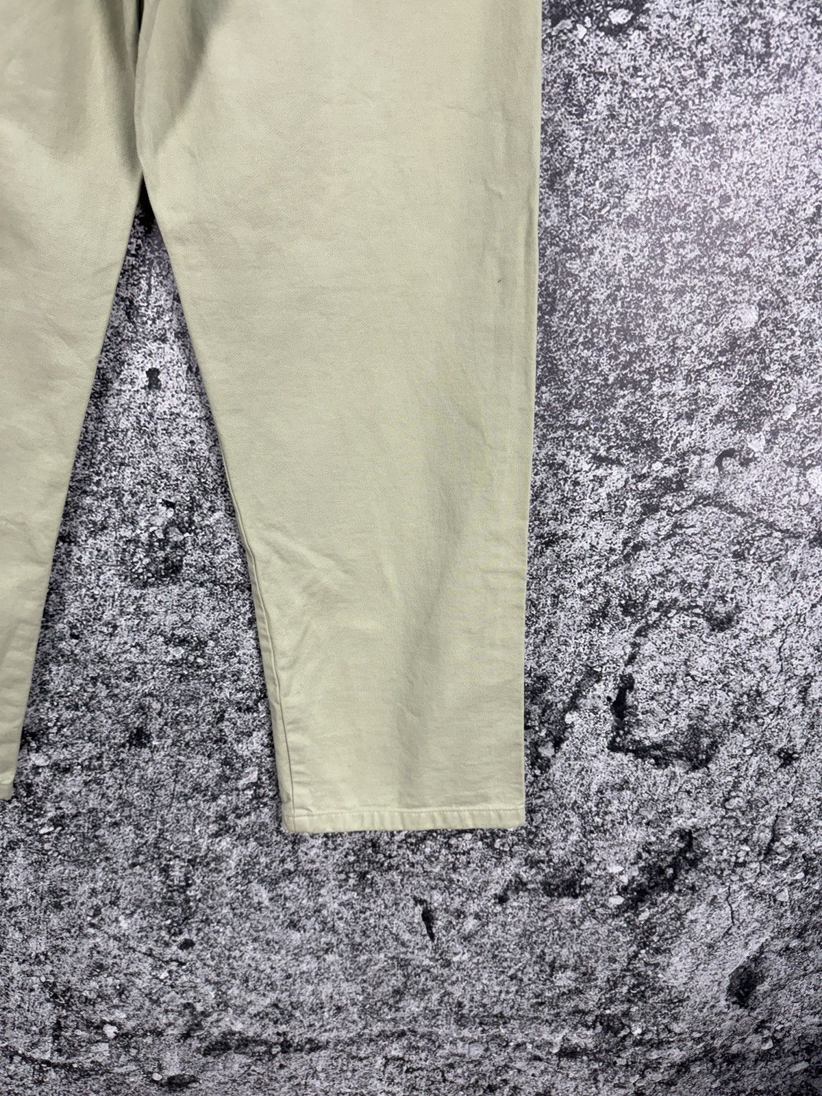 Yves Saint Laurent Yves Saint Laurent Pants Vintage Straight Trousers W32 Size US 32 / EU 48 - 13 Thumbnail