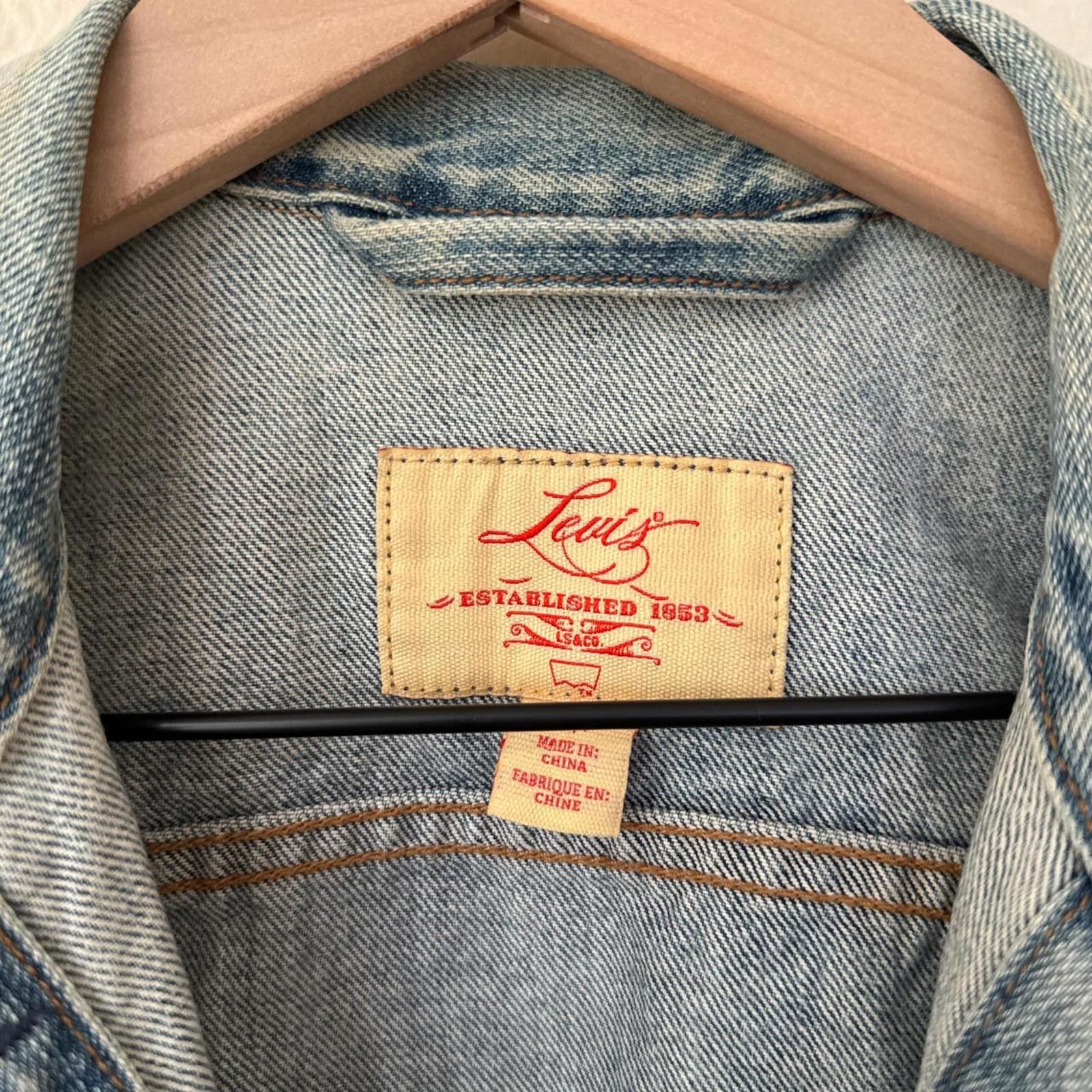 Levi's Vintage Levi’s 100% Cotton Trucker Jean Jacket Women’s S Size S / US 4 / IT 40 - 2 Thumbnail