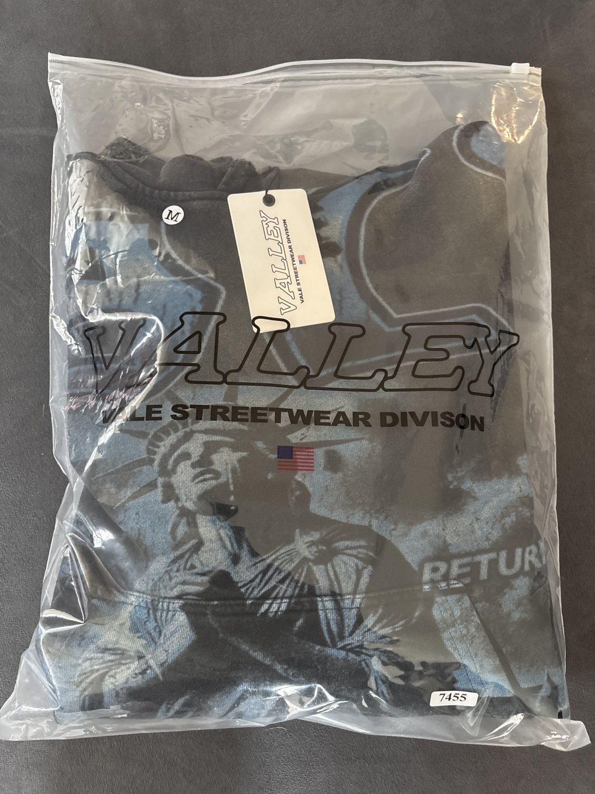 Vale Vale return of vale hoodie pullover Size US M / EU 48-50 / 2 - 8 Thumbnail