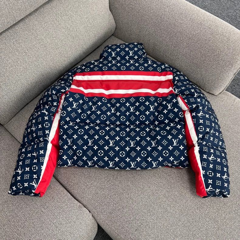 Louis Vuitton Louis Vuitton New logo full print standing collar single b Size XS / US 0-2 / IT 36-38 - 2 Thumbnail