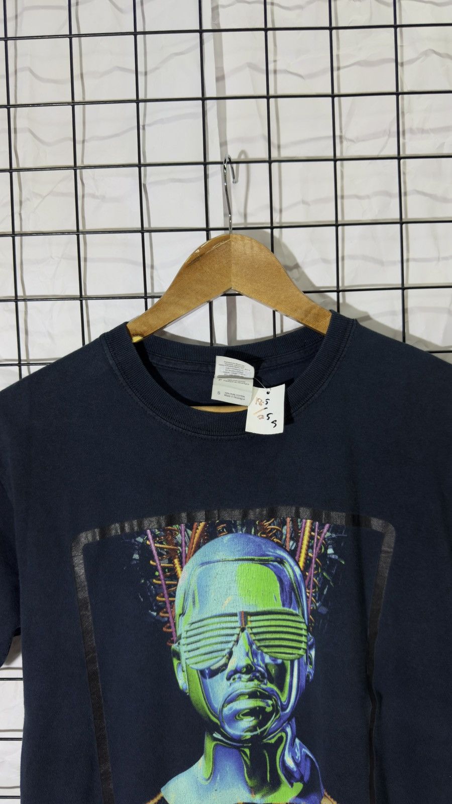Kanye West Vintage 00's kanye west glow in the dark tour tee shirt Size US S / EU 44-46 / 1 - 8 Thumbnail