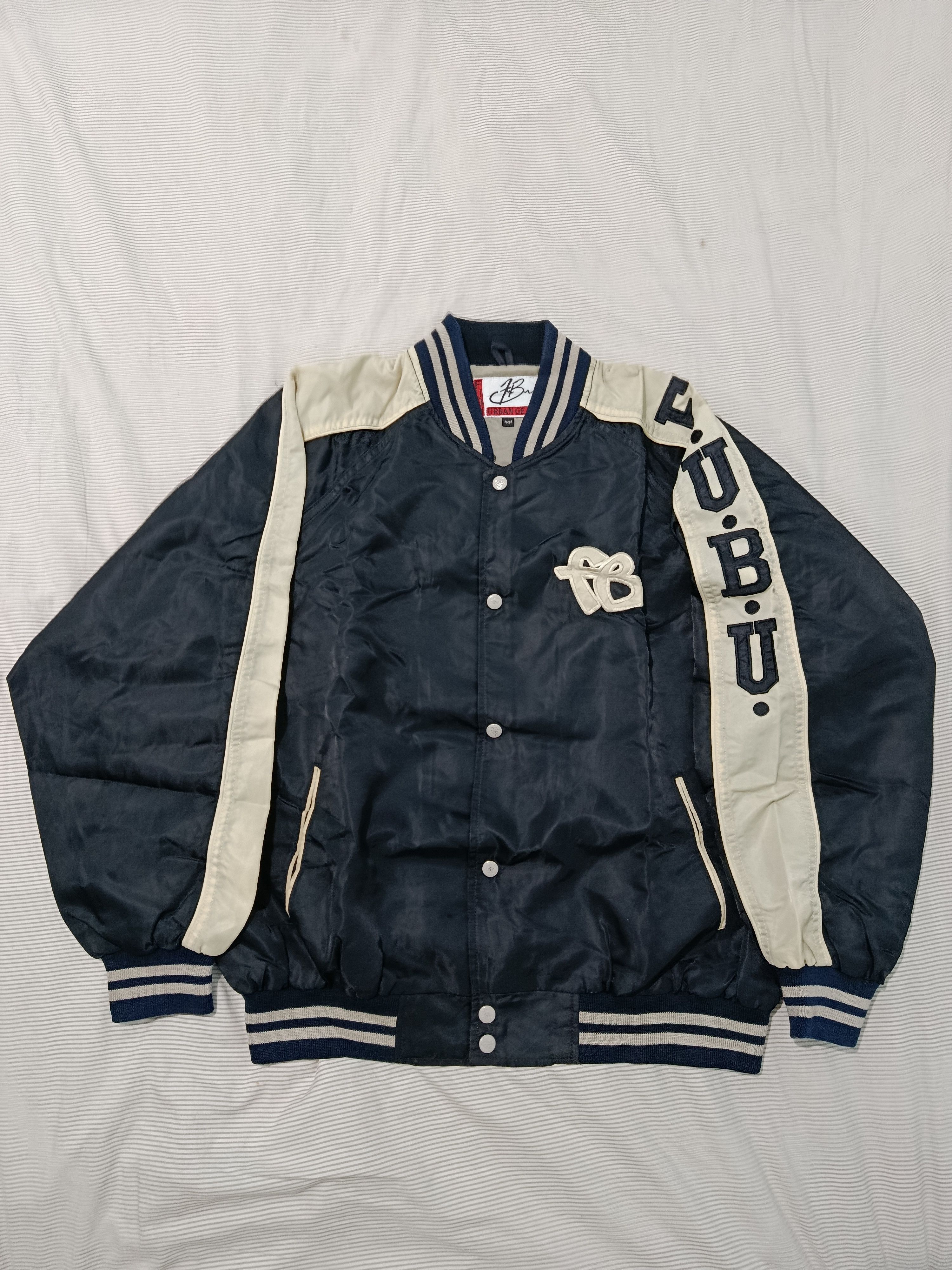Fubu 90s FUBU bomber jacket Size US L / EU 52-54 / 3 - 1 Thumbnail