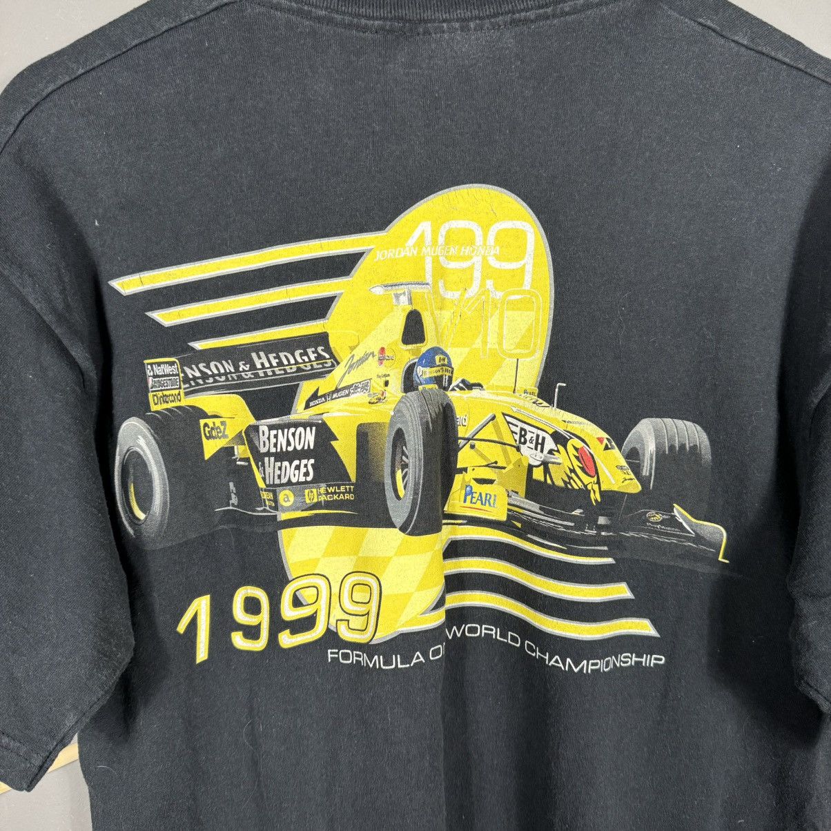 Vintage Vintage 1999 Benson & Hedges Jordan F-1 T-shirt Size US XL / EU 56 / 4 - 8 Thumbnail