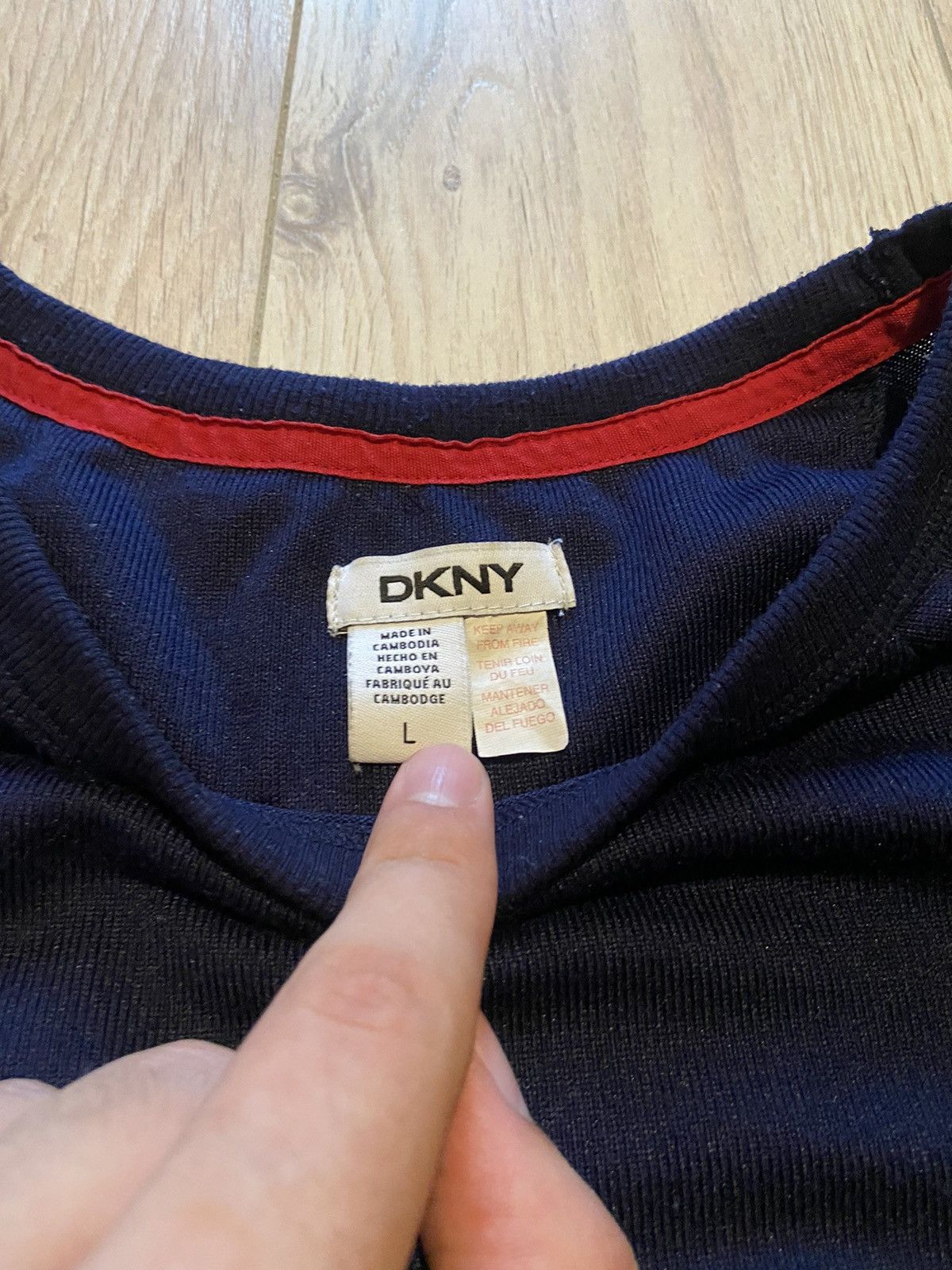 DKNY DKNY Donna Karan New York light logo sweater Size US L / EU 52-54 / 3 - 4 Thumbnail