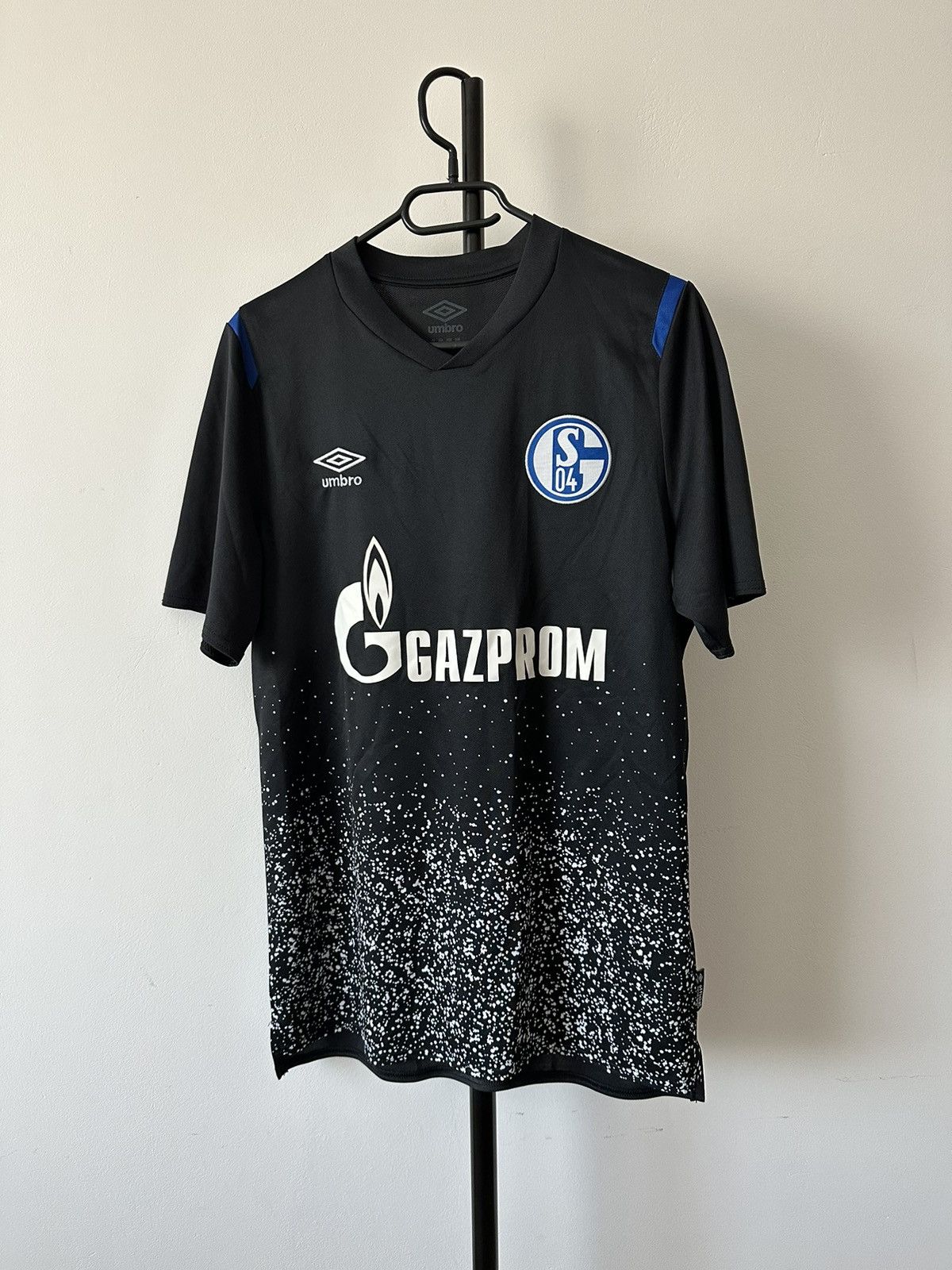 Umbro 2019 Umbro Schalke 04 third soccer jersey football shirt Size US M / EU 48-50 / 2 - 2 Thumbnail