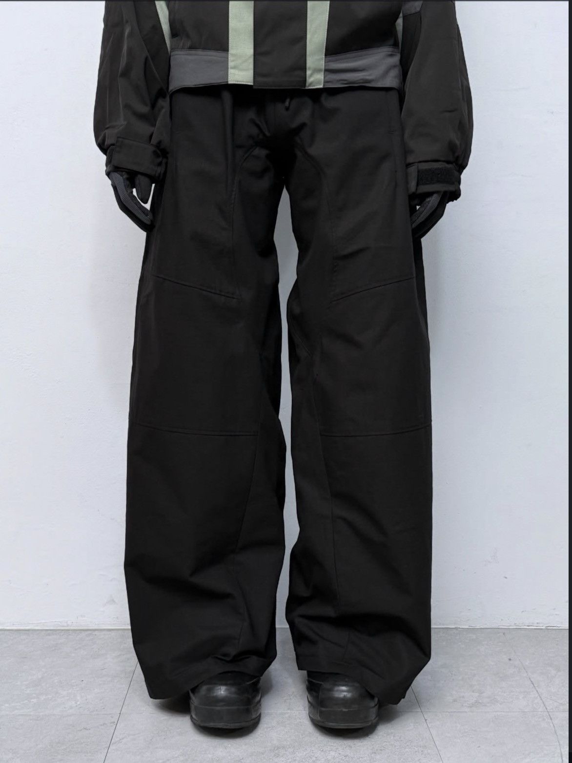 FFFPOSTALSERVICE Curved Backzip Trousers Size US 32 / EU 48 - 6 Thumbnail