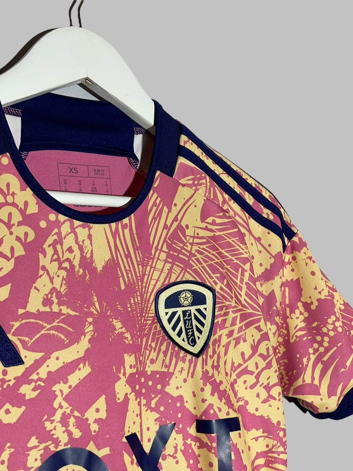 Adidas #24 Georginio Leeds United 2023/24 Third Football Shirt Size US XS / EU 42 / 0 - 3 Thumbnail