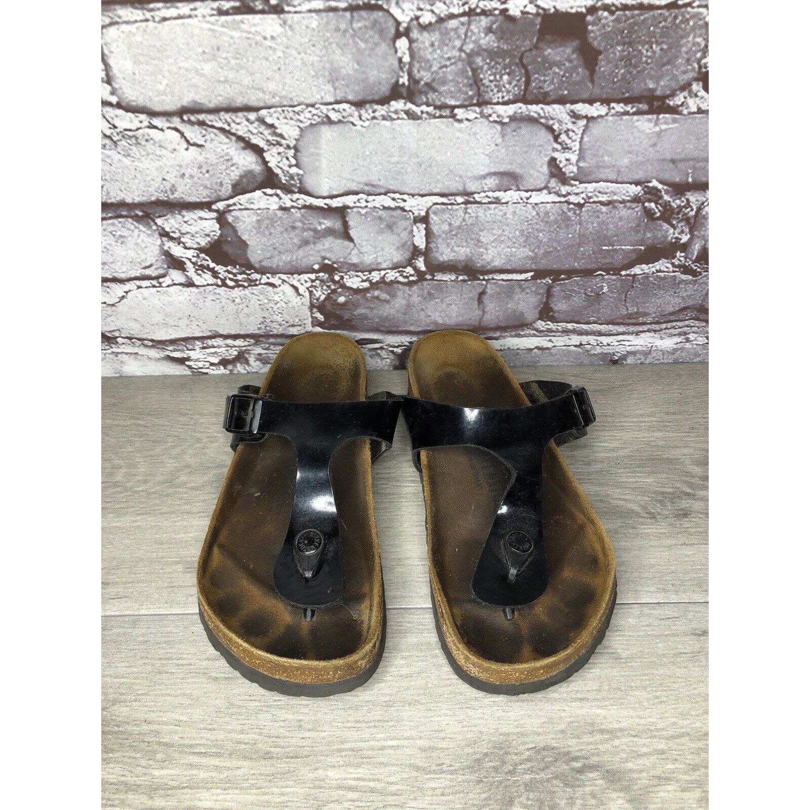Birkenstock Birkenstock Gizeh Black Patent Leather Cork Strap Sandals Wo Size US 6.5 / IT 36.5 - 21 Thumbnail