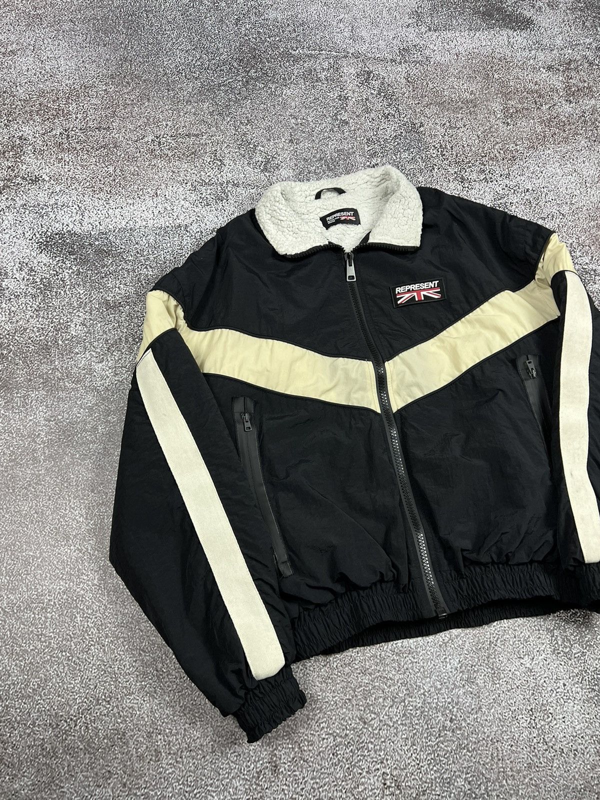 Represent Clo. Represent Shell Sherpa Nylon Black Bomber Jacket Size US M / EU 48-50 / 2 - 11 Thumbnail