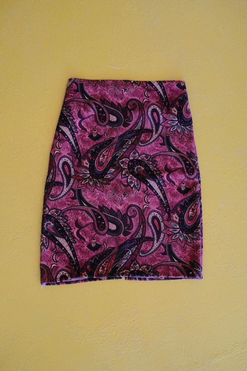 Vintage Vintage Paisley Bodycon Skirt Size 27" / US 4 / IT 40 - 1 Thumbnail