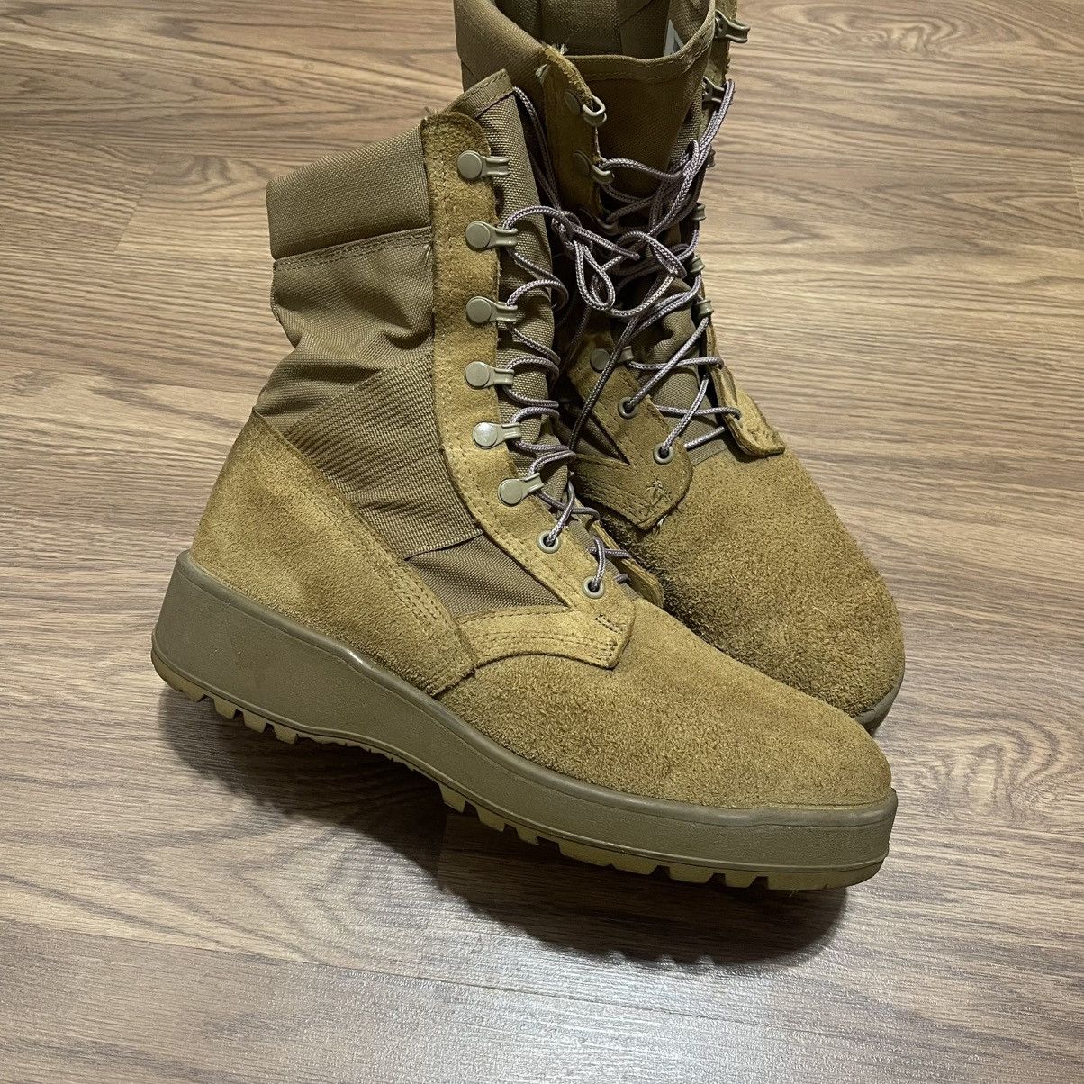 Vibram Tan beige military US Army combat boots vibram Size US 11.5 / EU 44-45 - 1 Thumbnail