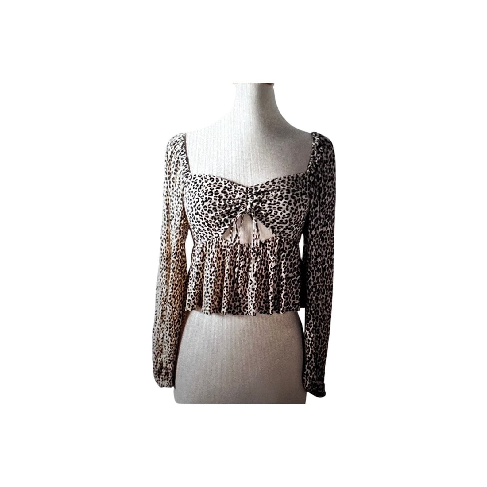 Urban Outfitters Urban Outfitters Leopard Boho Peasant Peplum Crop Top XS Size XS / US 0-2 / IT 36-38 - 2 Thumbnail