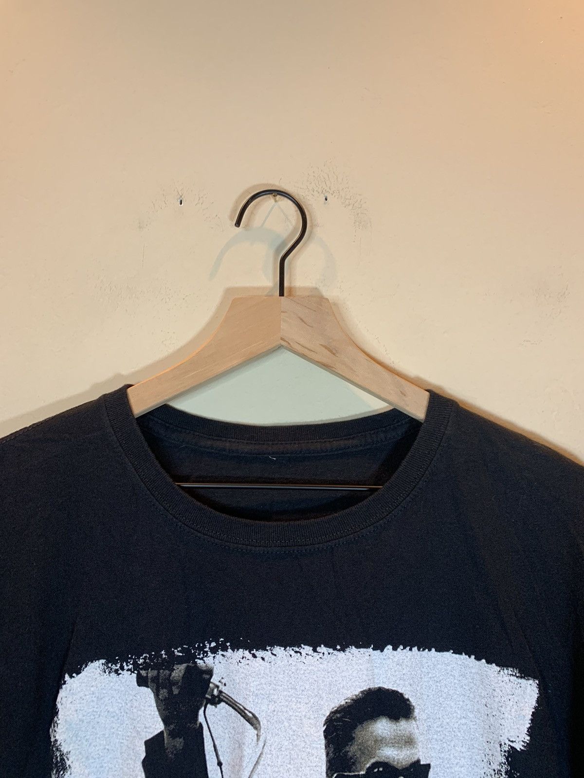 Band Tees *RARE* Depeche Mode Motorcycle Art Portrait Promo T-Shirt Size US L / EU 52-54 / 3 - 7 Thumbnail