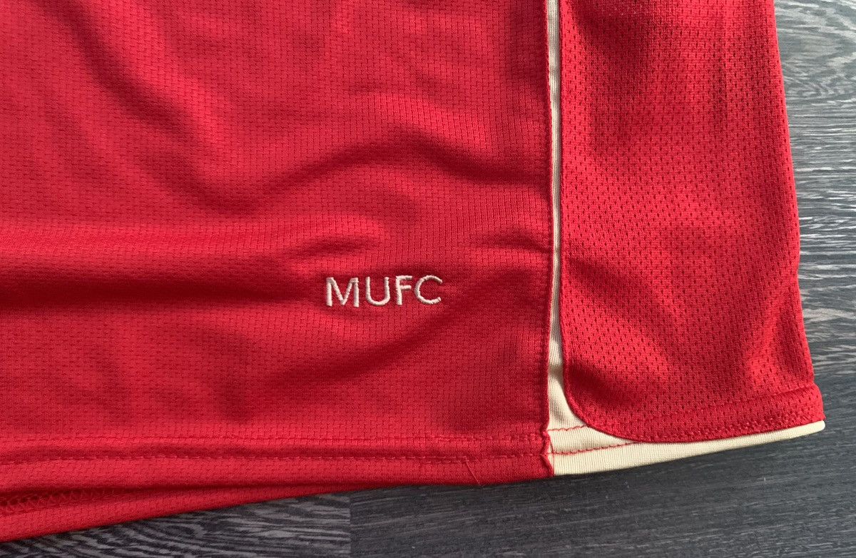 Nike Manchester United 2006-2007 Soccer Jersey Size-XL Size US XL / EU 56 / 4 - 4 Thumbnail