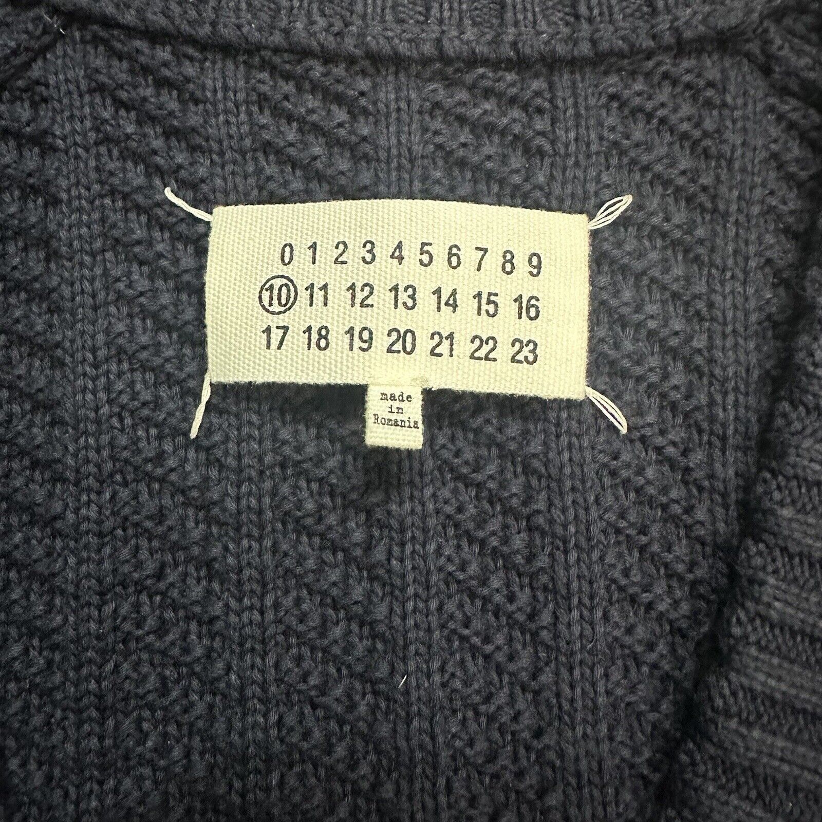 Designer × Maison Margiela Maison Martin Margiela Navy Blue Cable Knit Cardigan Sweater Size US M / EU 48-50 / 2 - 3 Thumbnail