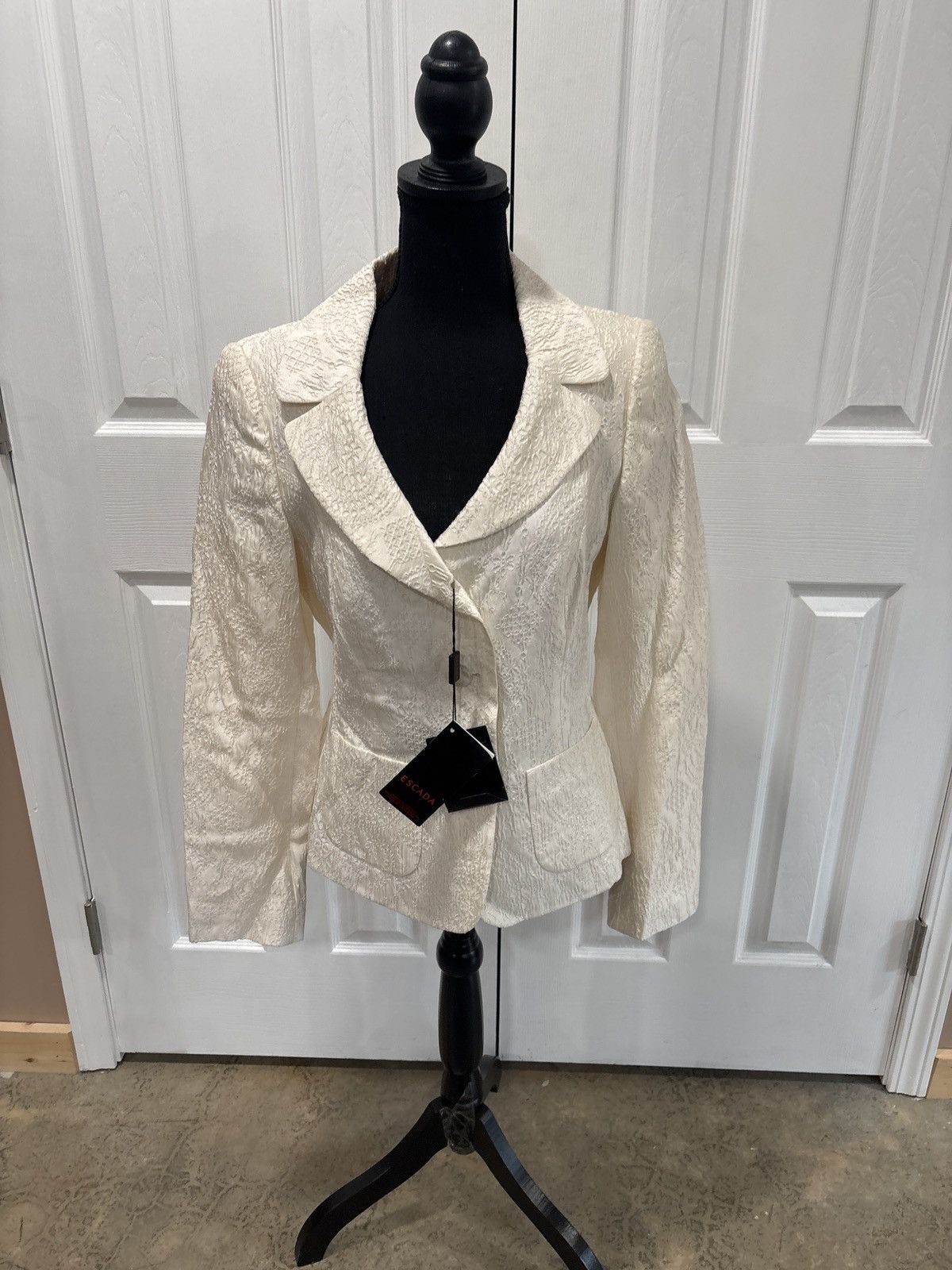 Escada ESCADA WOMEN SLIK BLAZER Size 38 NWT Size XS / US 0-2 / IT 36-38 - 7 Thumbnail