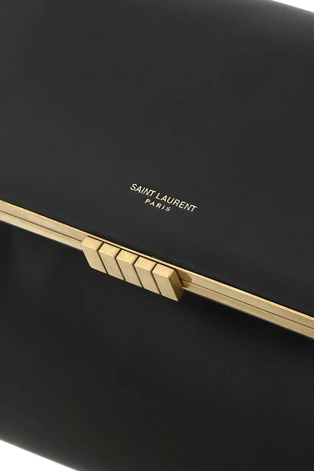 Saint Laurent Paris o1bcso1str0325 Size: OS/Fanny Medium Chain Bag in Black Size ONE SIZE - 4 Thumbnail