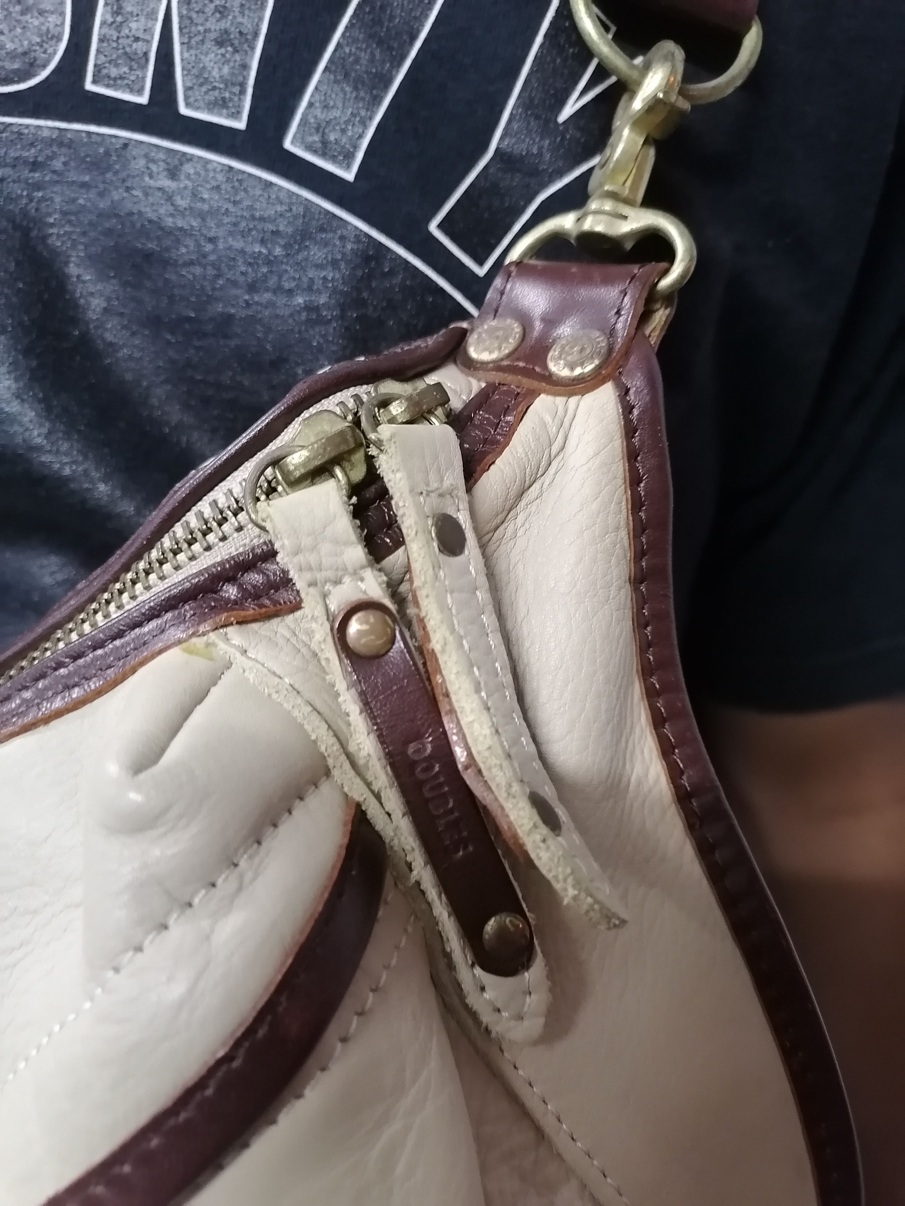 Genuine Leather × Japanese Brand Doubles Moustache+Moustache Japan Leather Crossbody Bag Size ONE SIZE - 4 Thumbnail