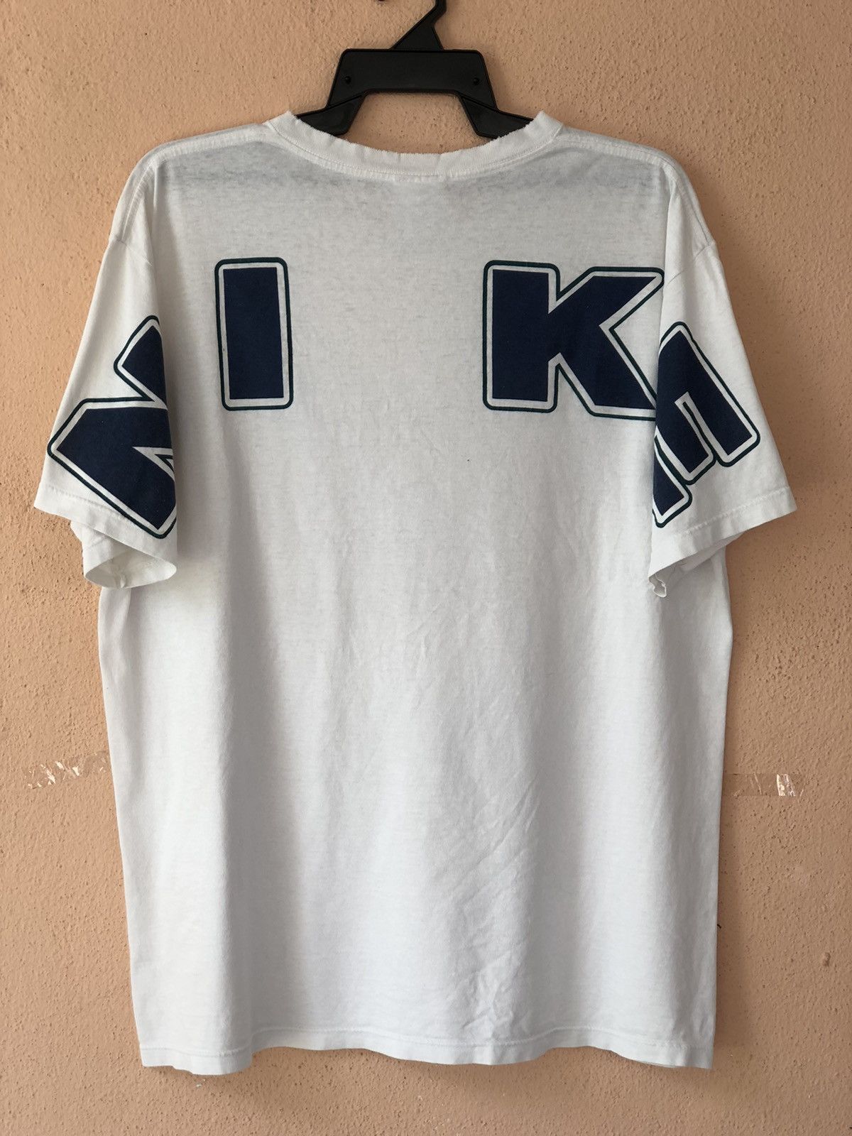 Vintage 90s NIKE Spellout Small Swooh Distressed