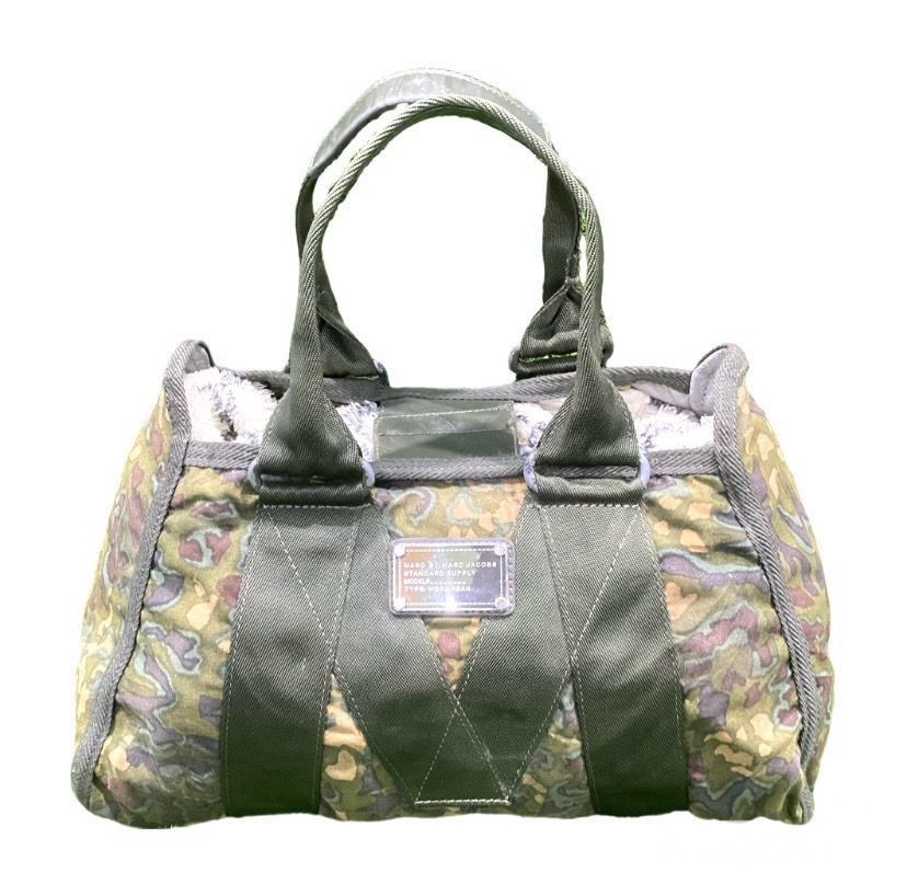 Marc Jacobs Authentic Marc Jacobs Camo Handle Bag Size ONE SIZE - 1 Thumbnail