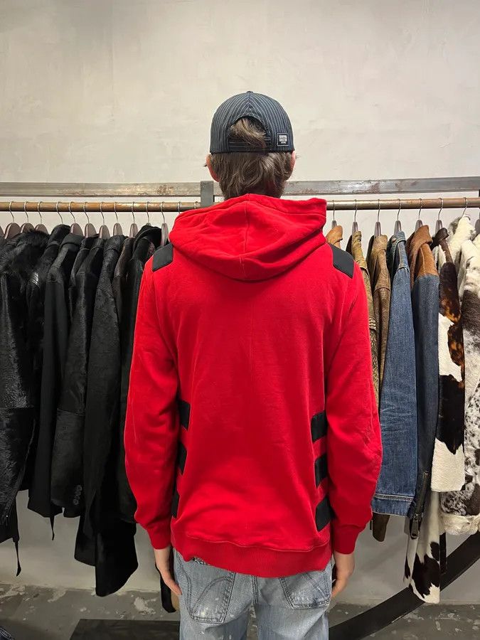 Givenchy × Vintage AW2017 Givenchy Black Padded Red Contemporary Hoodie by Riccardo Tisci Size US M / EU 48-50 / 2 - 5 Thumbnail