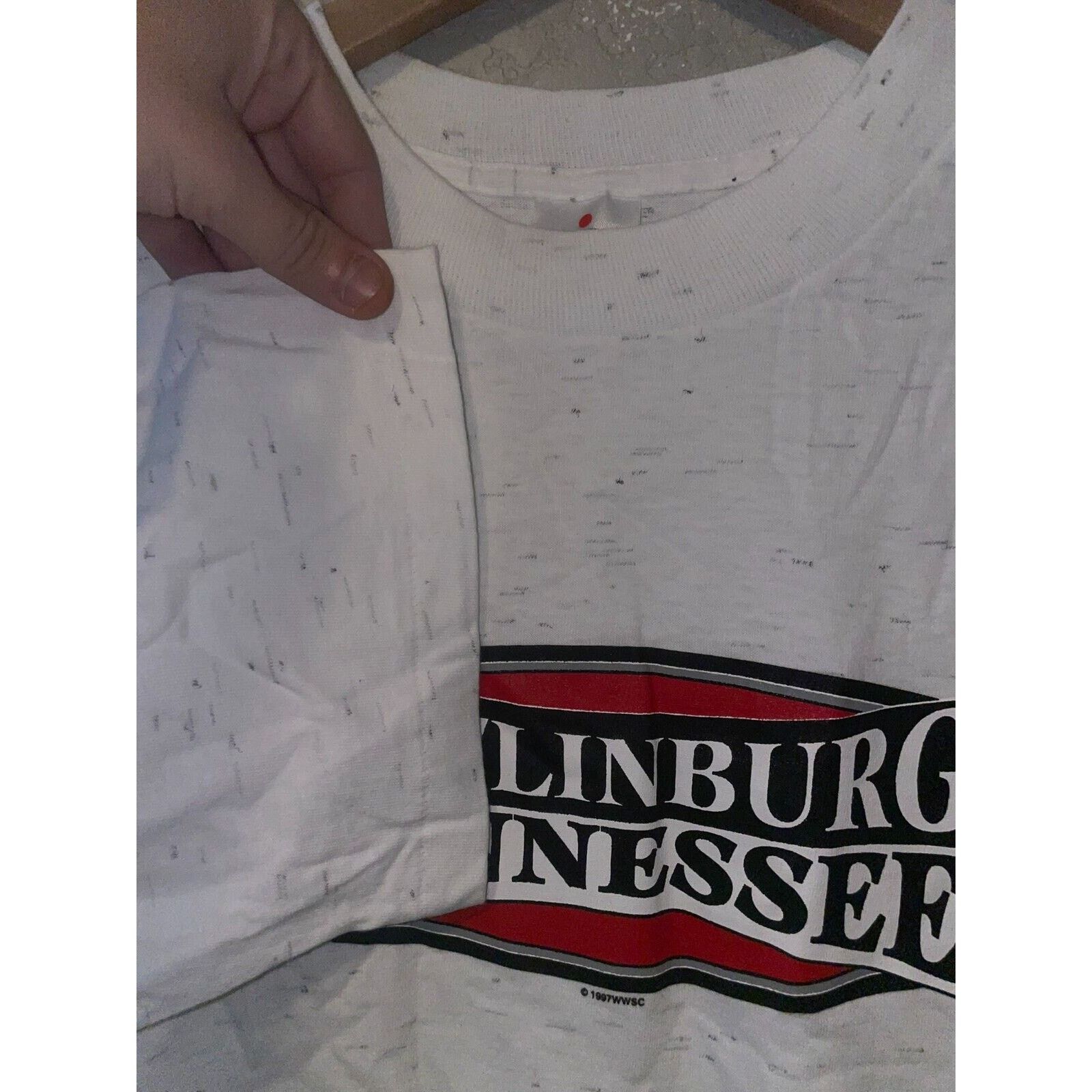Other Vintage Gatlinburg Tennessee Shirt Large White Speckled Tee Size US L / EU 52-54 / 3 - 6 Thumbnail