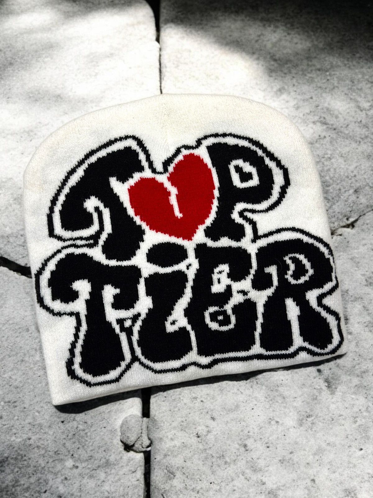 Vintage Top tier white beanie hat swag skater streetwear drip y2k Size ONE SIZE - 1 Thumbnail