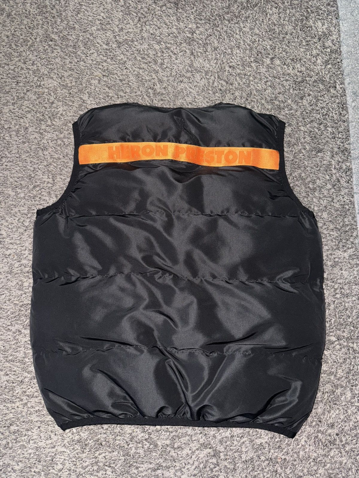 Heron Preston Heron Preston full zip Logo-Tape vest Size US M / EU 48-50 / 2 - 1 Thumbnail