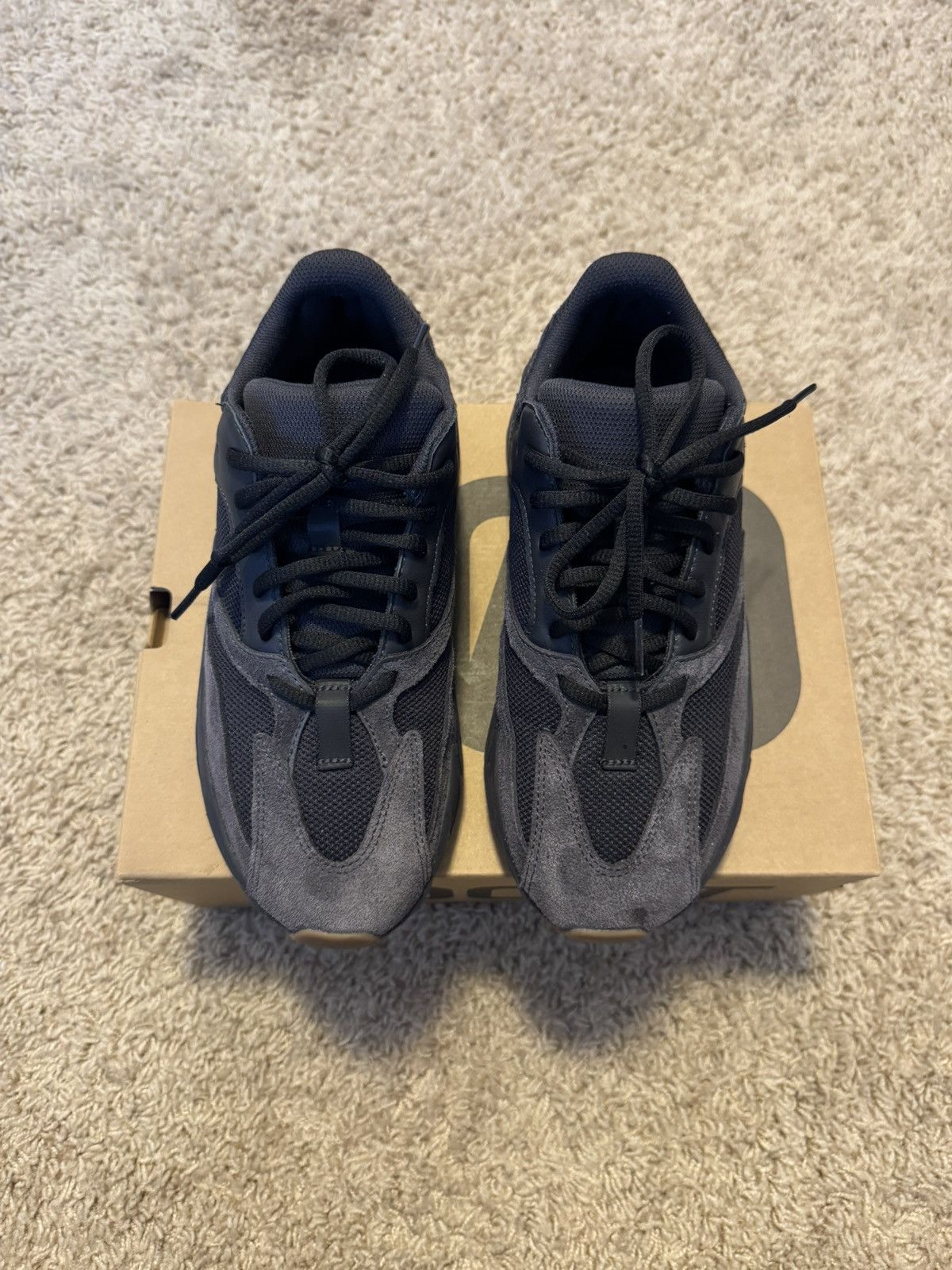 Adidas × Yeezy Size 7.5 - Yeezy 700 Utility Black Size US 7.5 / EU 40-41 - 3 Thumbnail