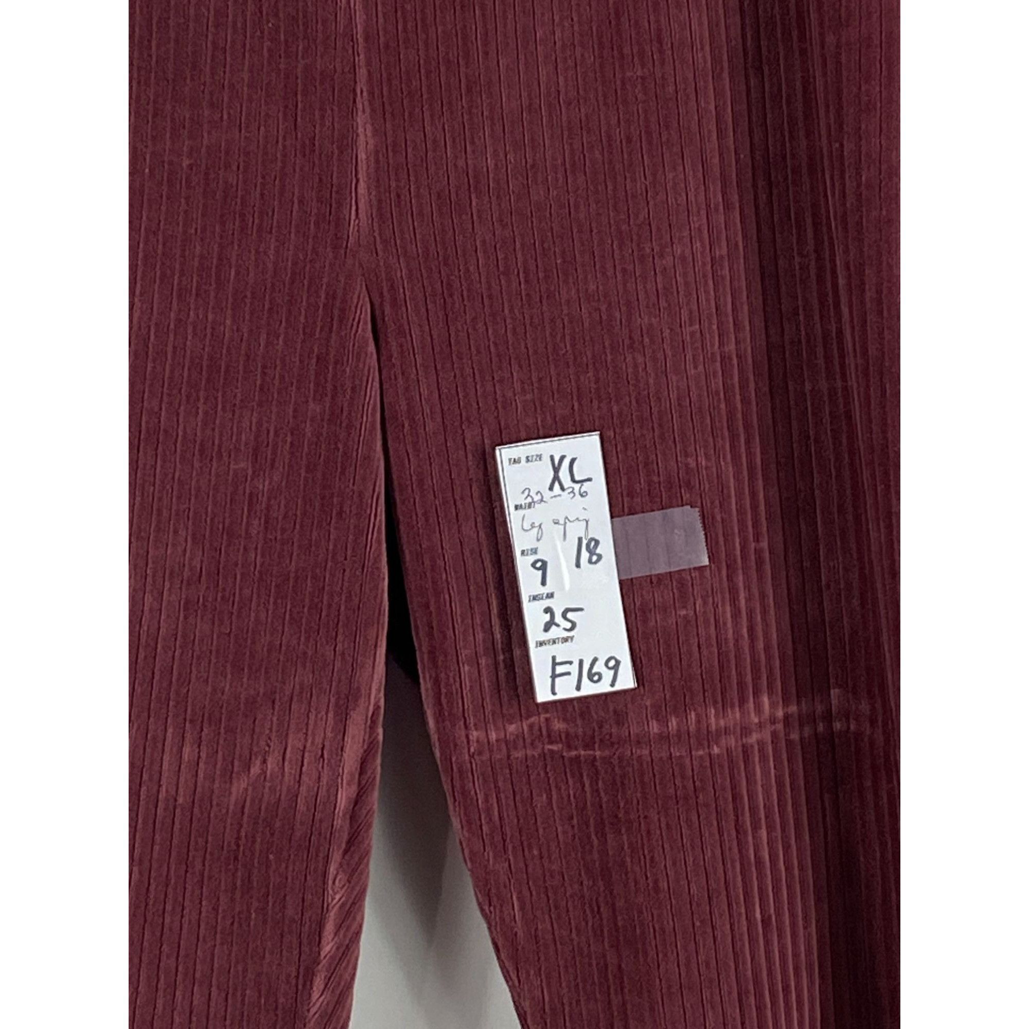 Uniqlo Uniqlo Casual Loose Fit Wide Leg Corduroy Suede Pants Burgun Size 32" / US 10 / IT 46 - 4 Thumbnail