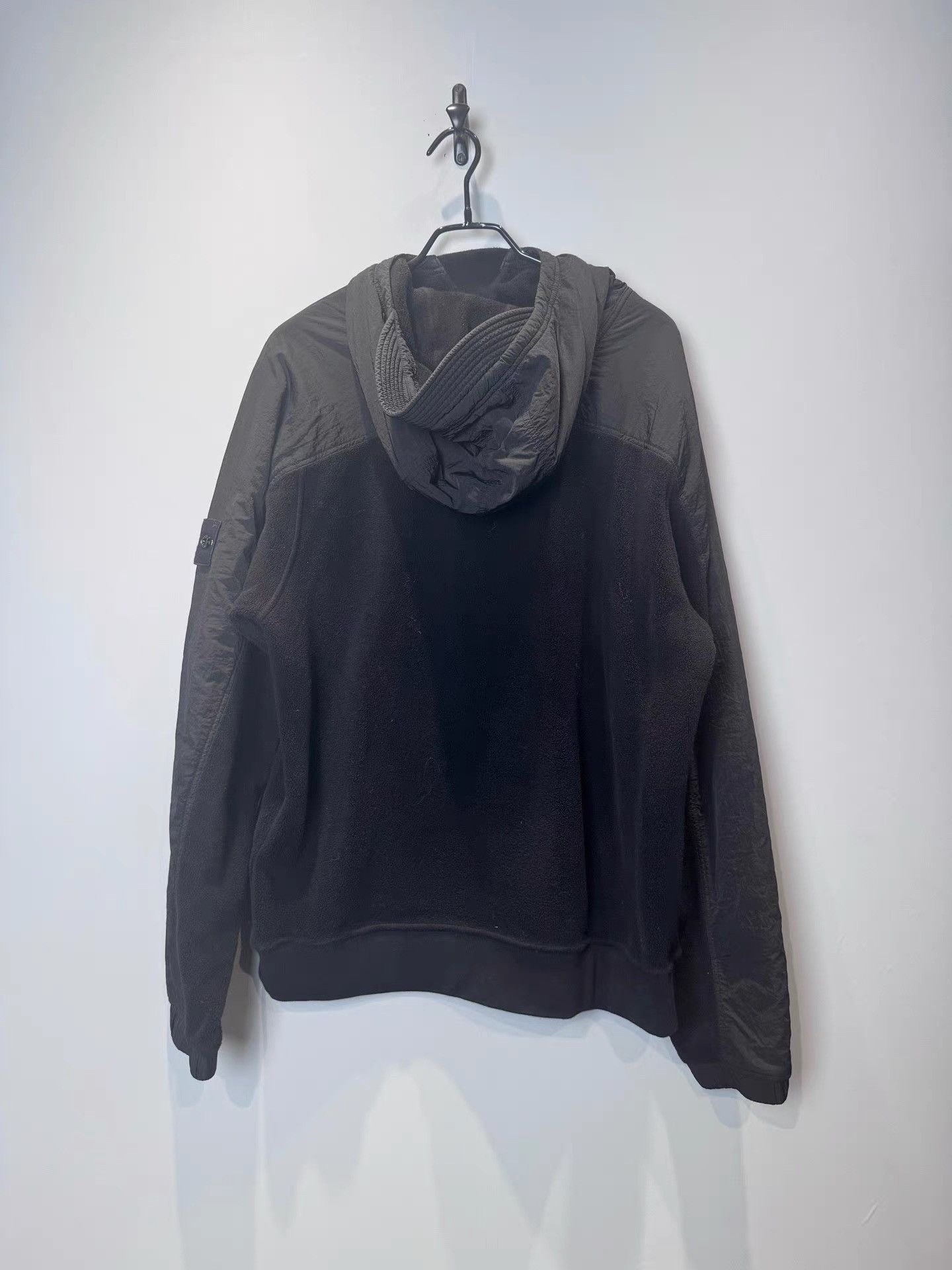 Stone Island STONE ISLAND Black Colorblock Logo Hoodie K36 Size US L / EU 52-54 / 3 - 2 Thumbnail