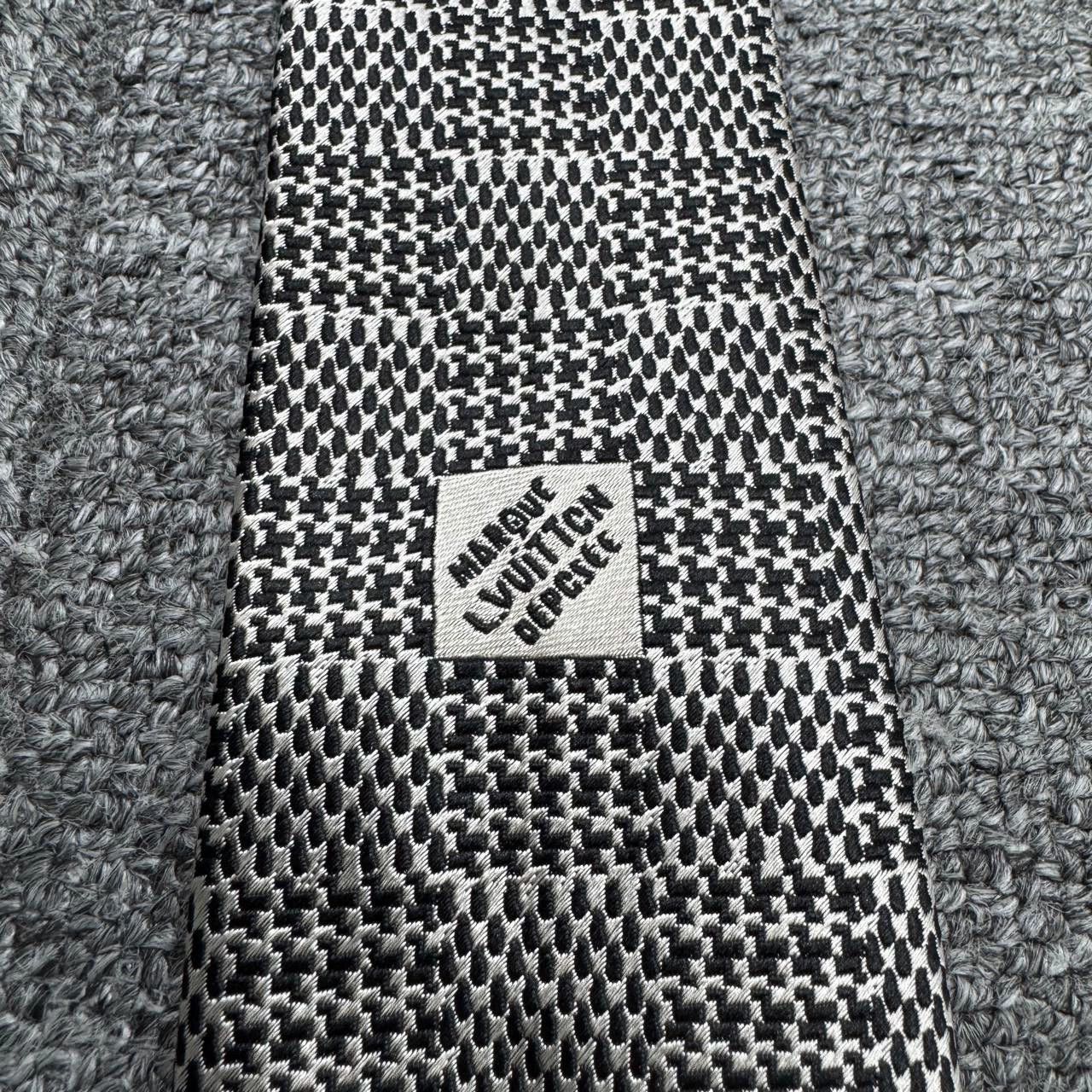 Louis Vuitton LV Pharrell Williams Damier Tie 99 New 7x148cm Size ONE SIZE - 2 Thumbnail