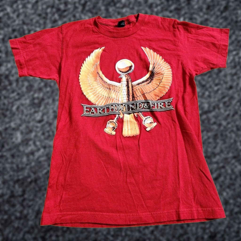 Tultex Adults S Tultex Tee Shirt T-Shirt Double-Sided Red Cotton Unisex Earth Wind & Fire Band Tee Crew Neck Short Sleeve Fire 90s? Size US S / EU 44-46 / 1 - 1 Thumbnail