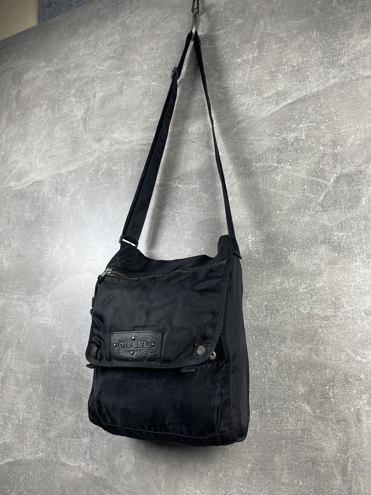 Diesel Diesel Nylon Y2K Crossbody Shoulder Sling Bag Black Size ONE SIZE - 2 Thumbnail