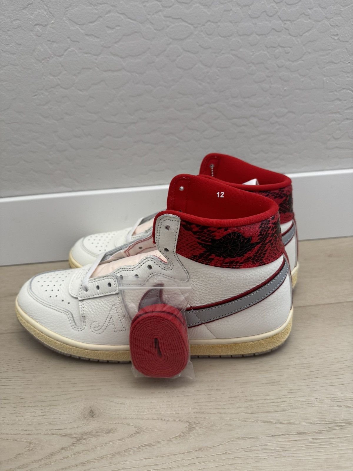 Awake NY × Jordan Brand Jordan x Awake NY Air Ship Size US 12 / EU 45 - 4 Thumbnail