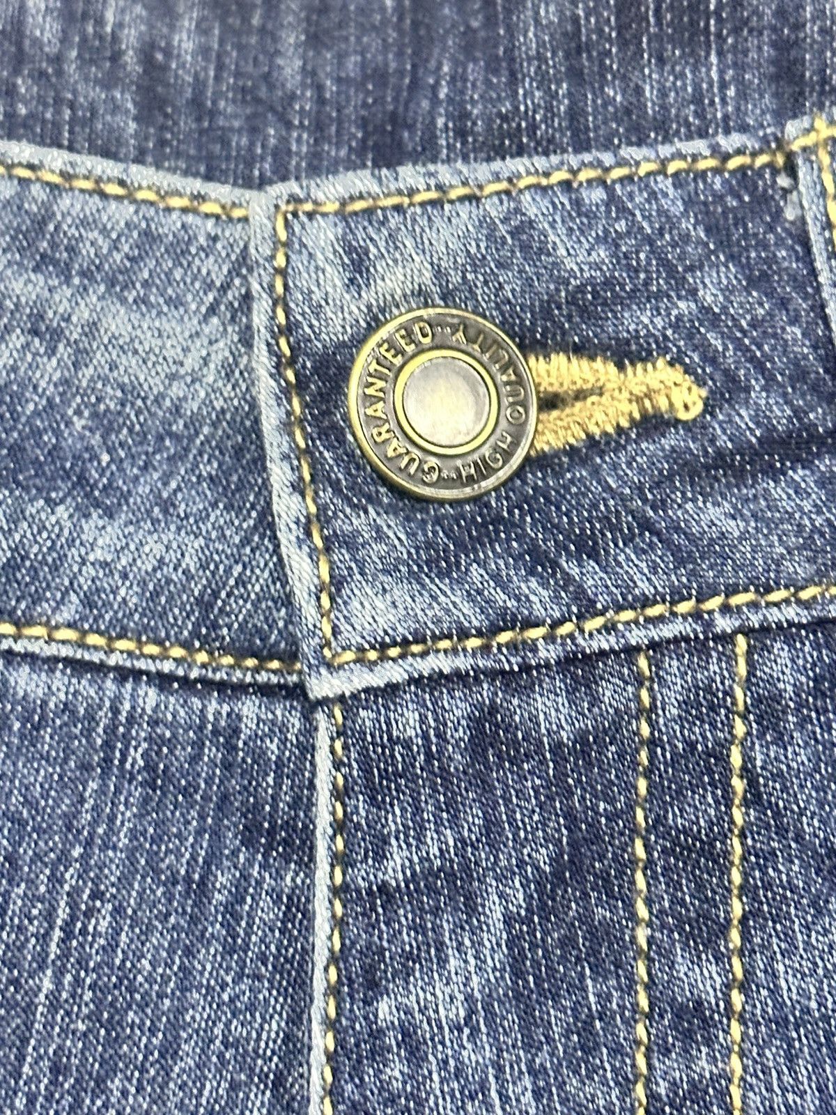 Japanese Brand Bootcut Style With Faded Wash and Thunder Striked Size US 28 / EU 44 - 9 Thumbnail